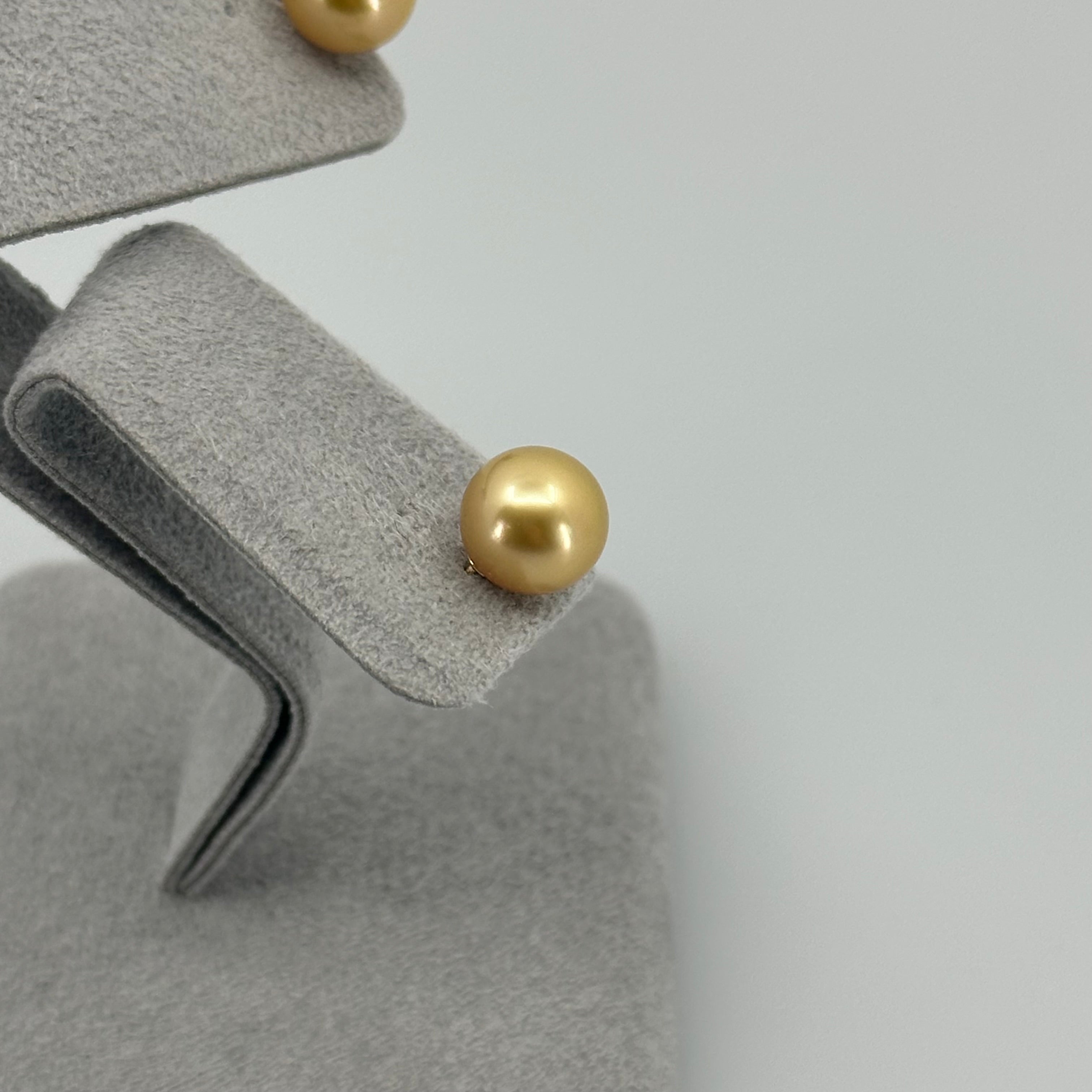 ［ピヴォワンヌ］ピアス ゴールデンパール8.5mm