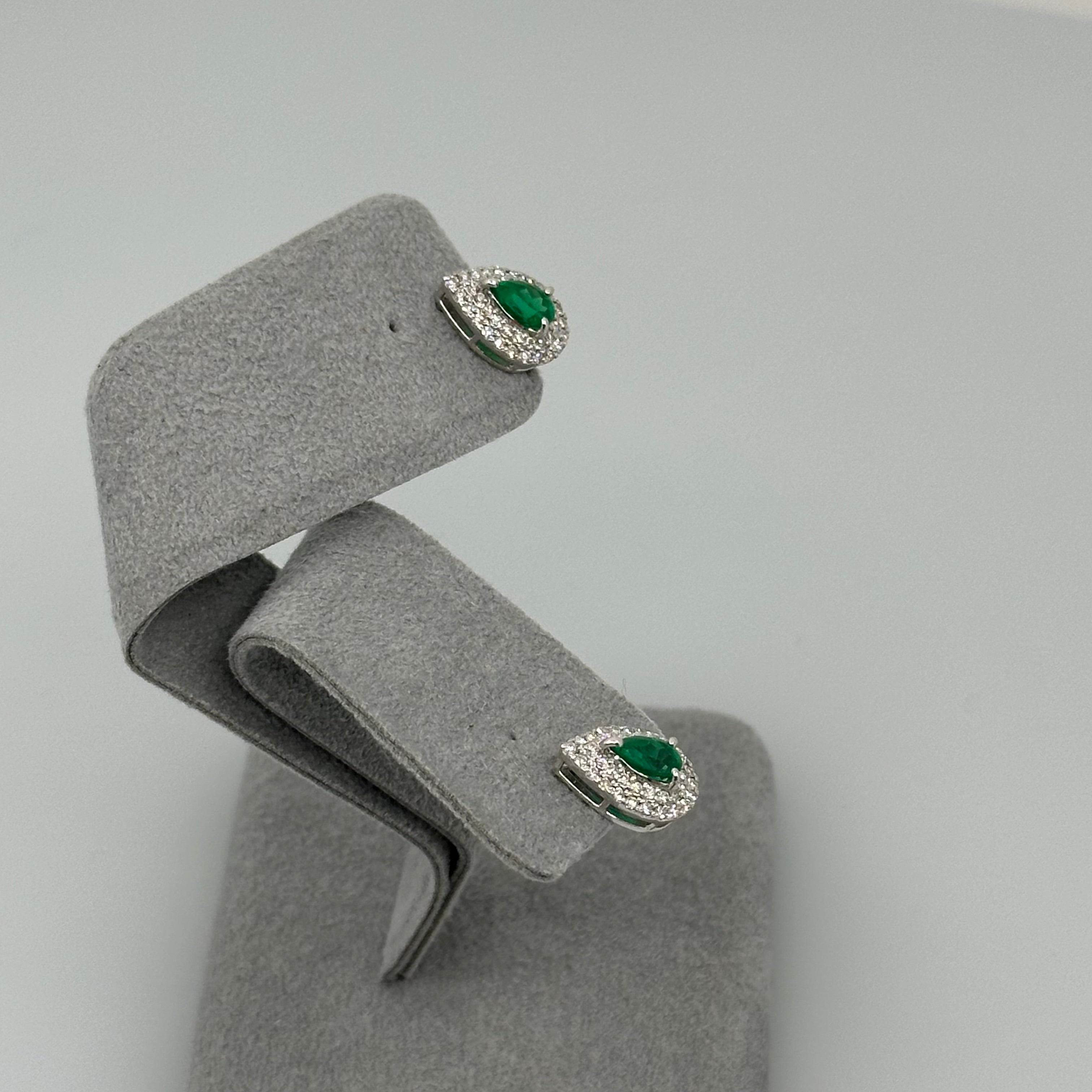 11［即納/一点物］ピアス エメラルド0.4ct前後×2 PS PT