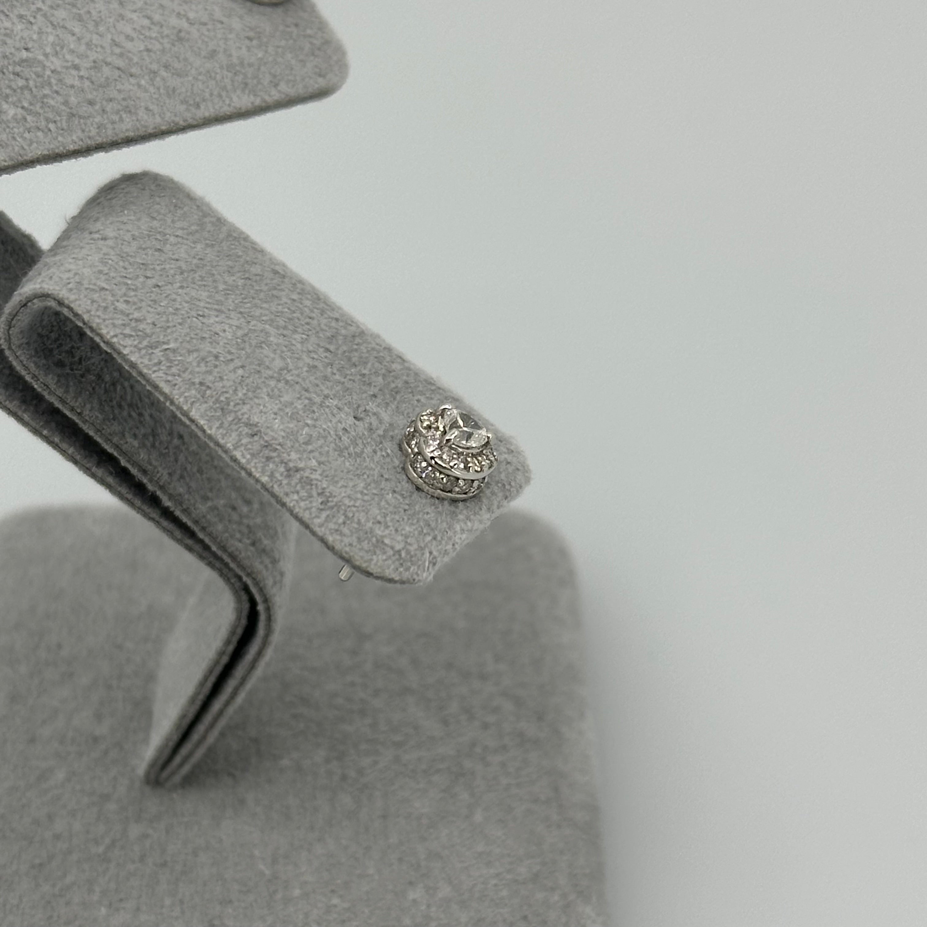 [ユニヴェル] ダイヤ ピアス EM/OV/HS　