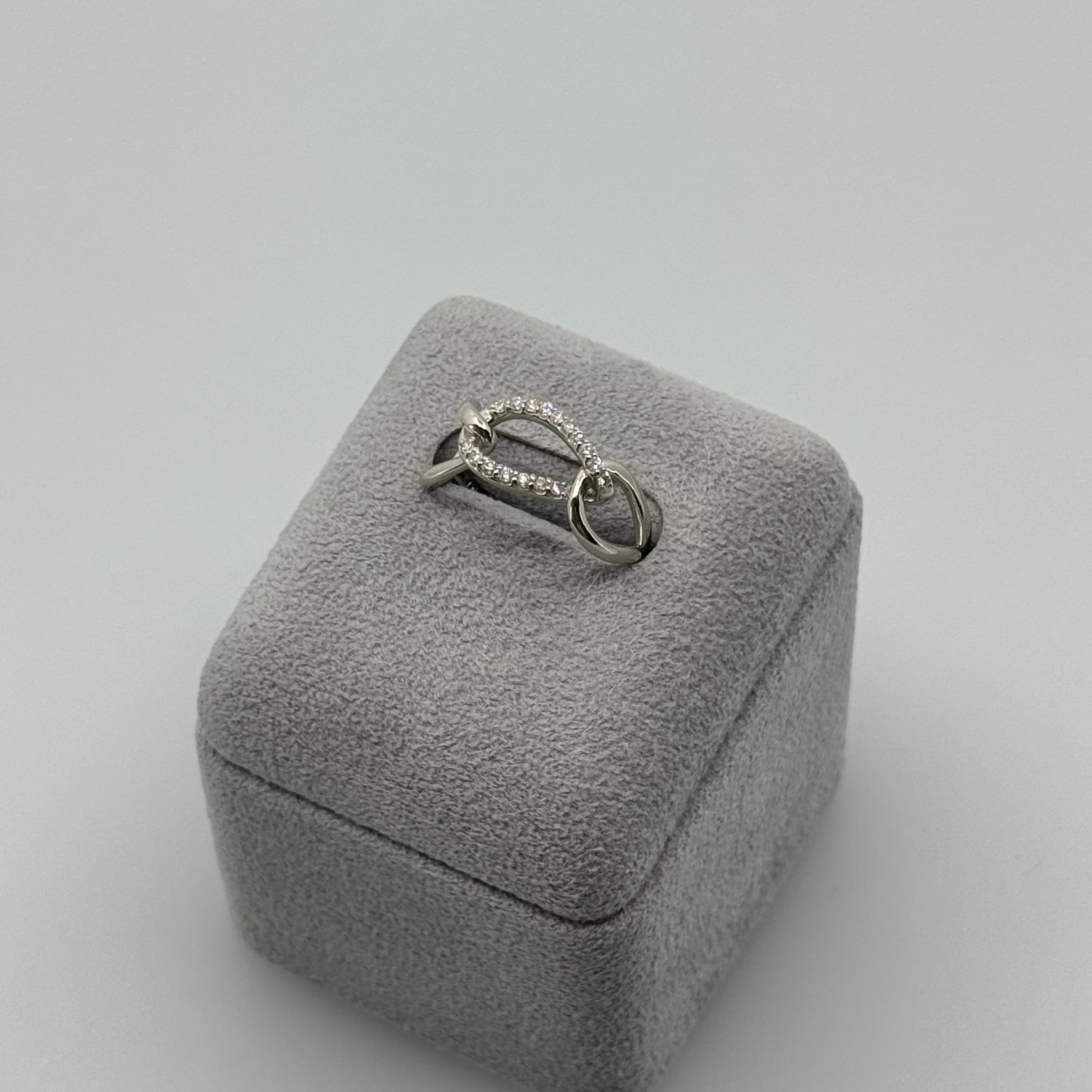 ［パズル］ ダイヤ リング 0.15ct