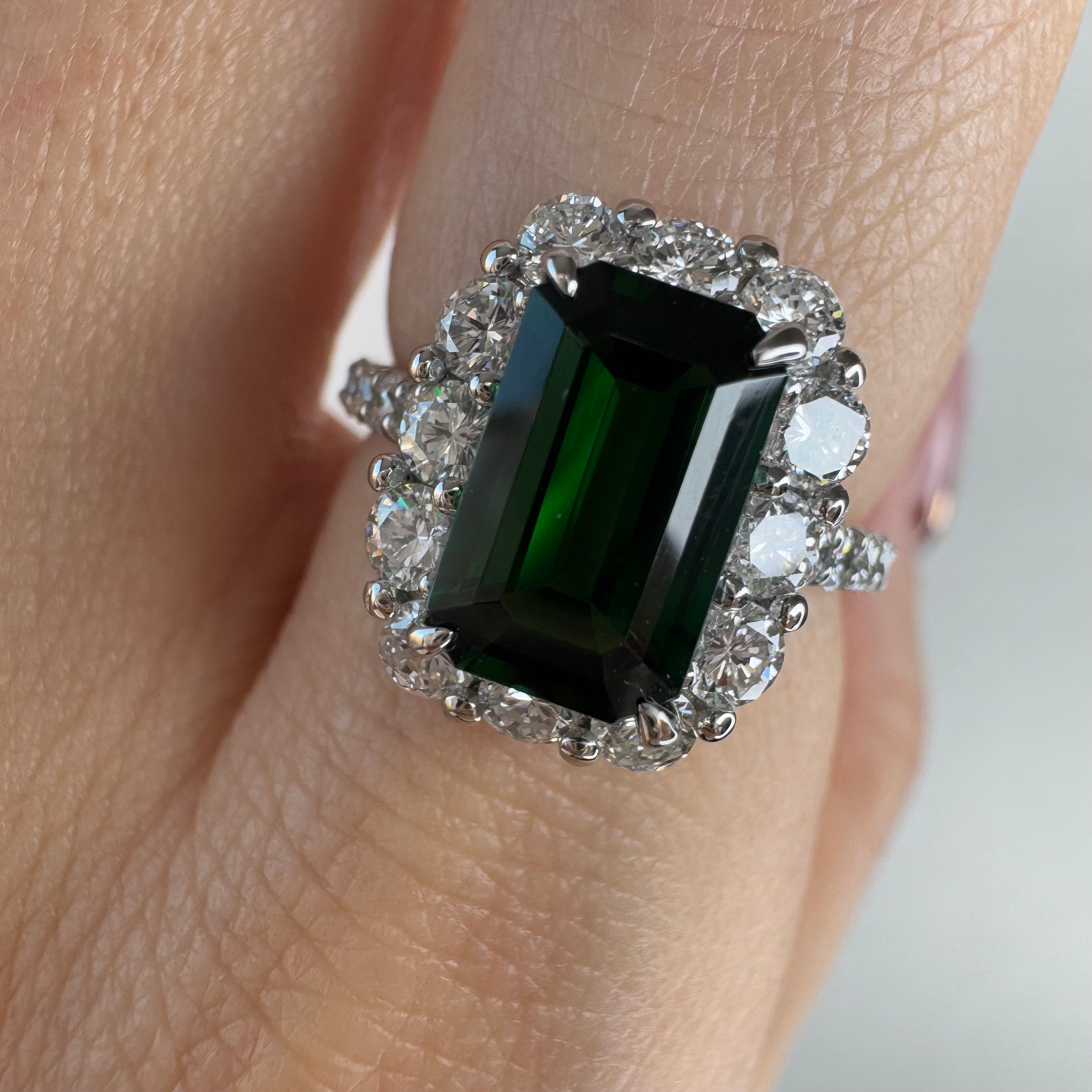 74［一点物］リング  グリーンガーネット0.5ct QS PT