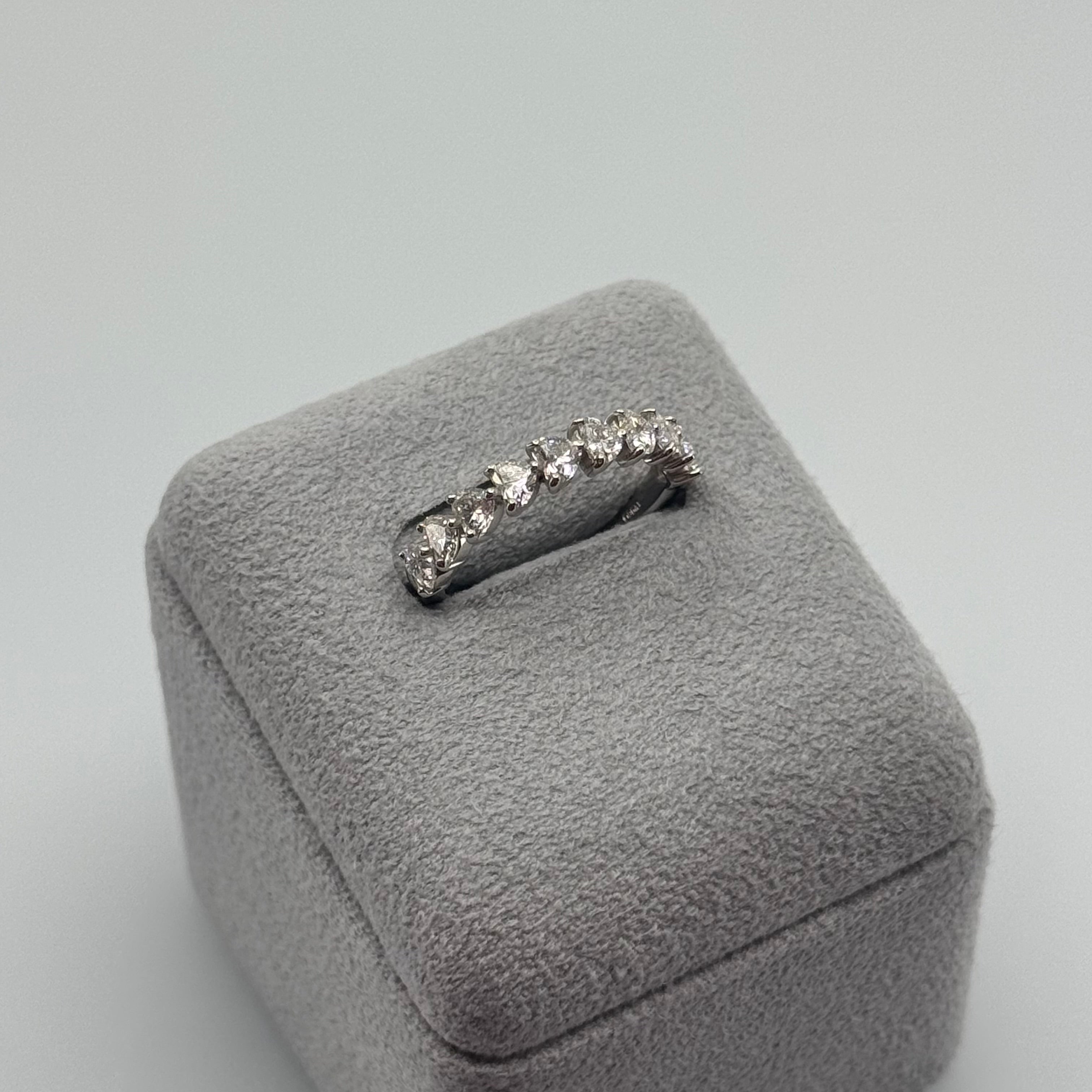 ［アメリハーフエタニティ］リング ダイヤ