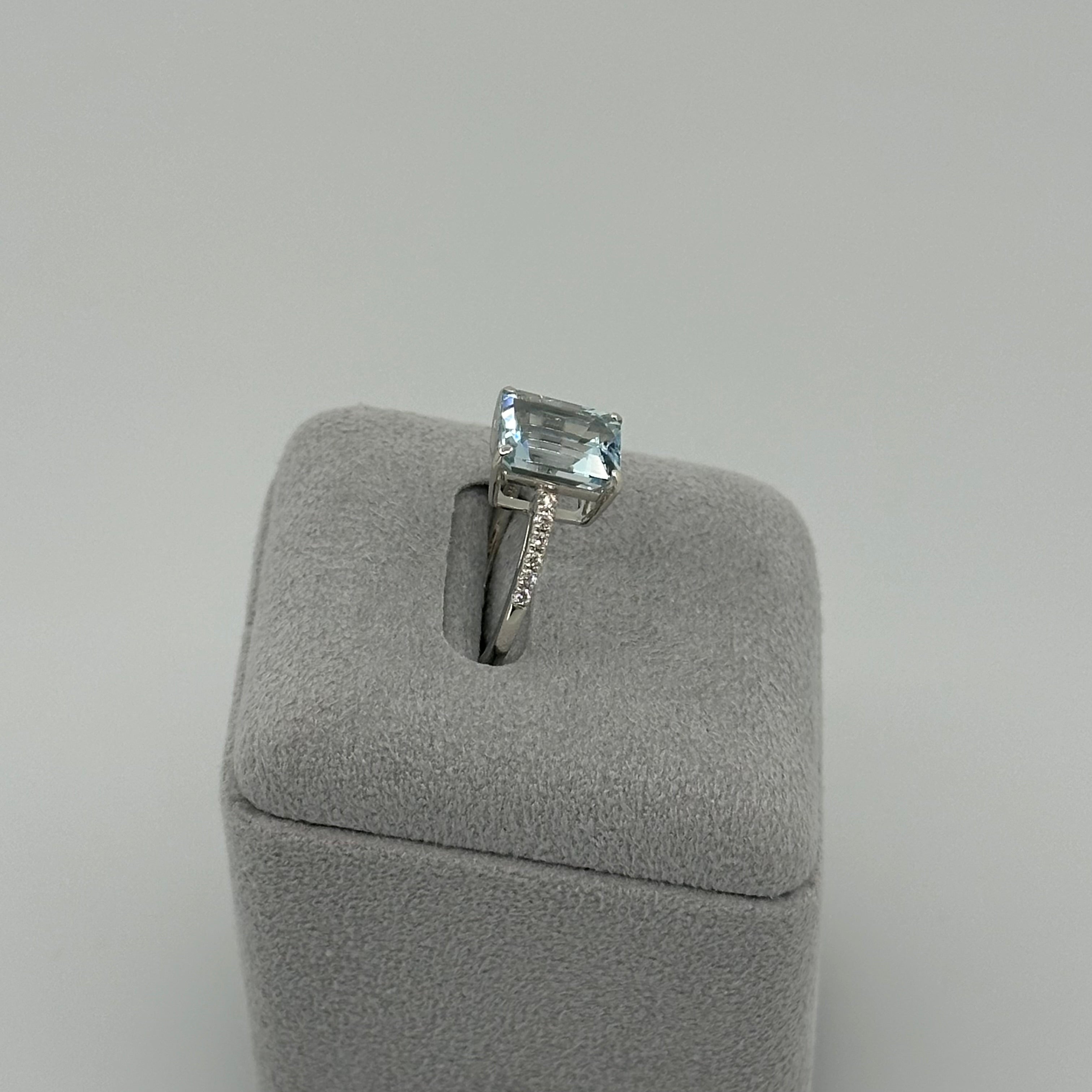 ［フロリナ］リング モルガナイト/アクア/ペリドット 2ct前後 SQ