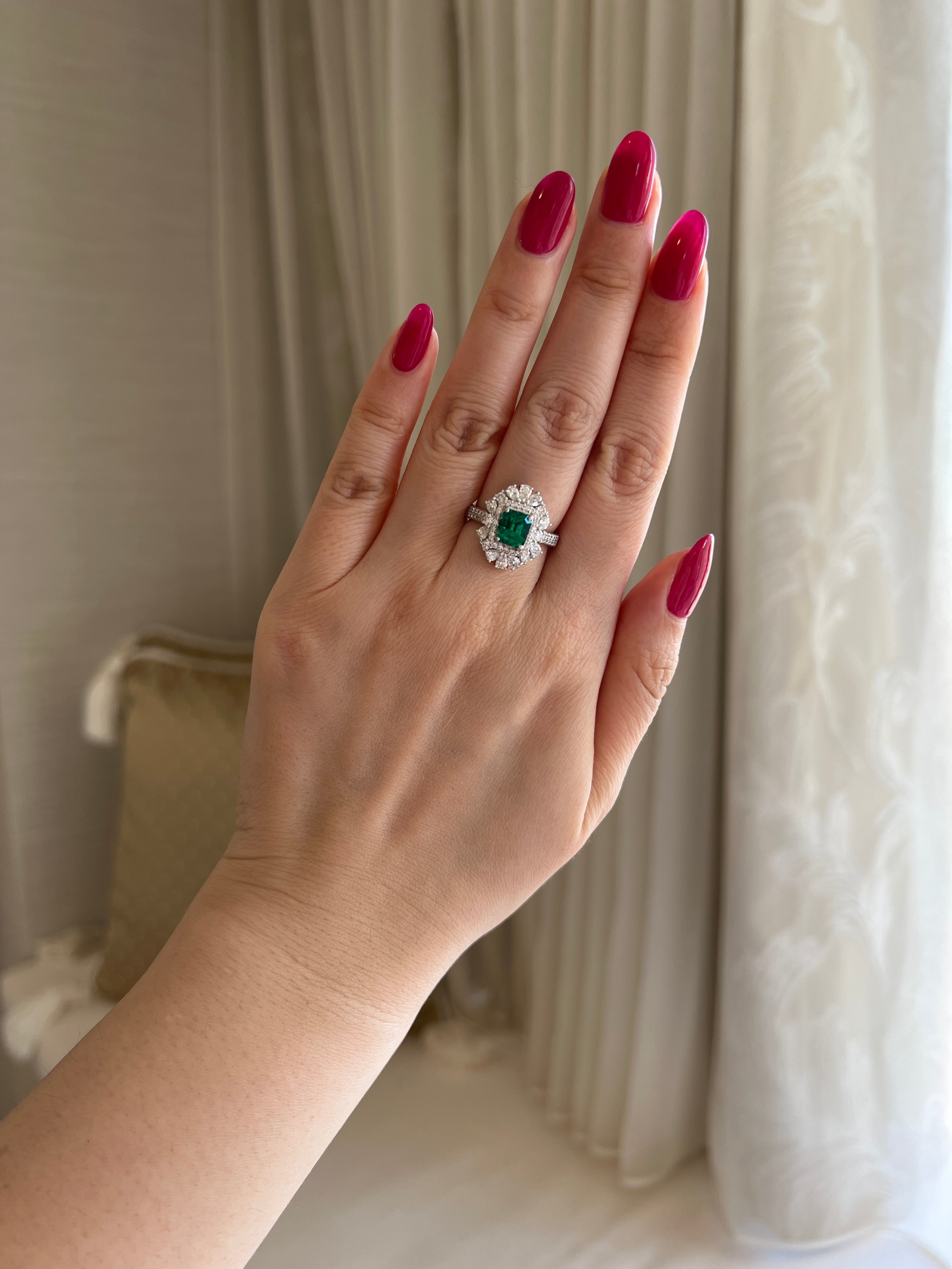 52-超特品 カナリアの夢 エメラルド 中石1.25ct前後 PT EM〜彩子も狙ってます♡完璧なデザイン｜AYAKO SAKURAI（櫻井 彩子（サクライ アヤコ））公式通販サイト