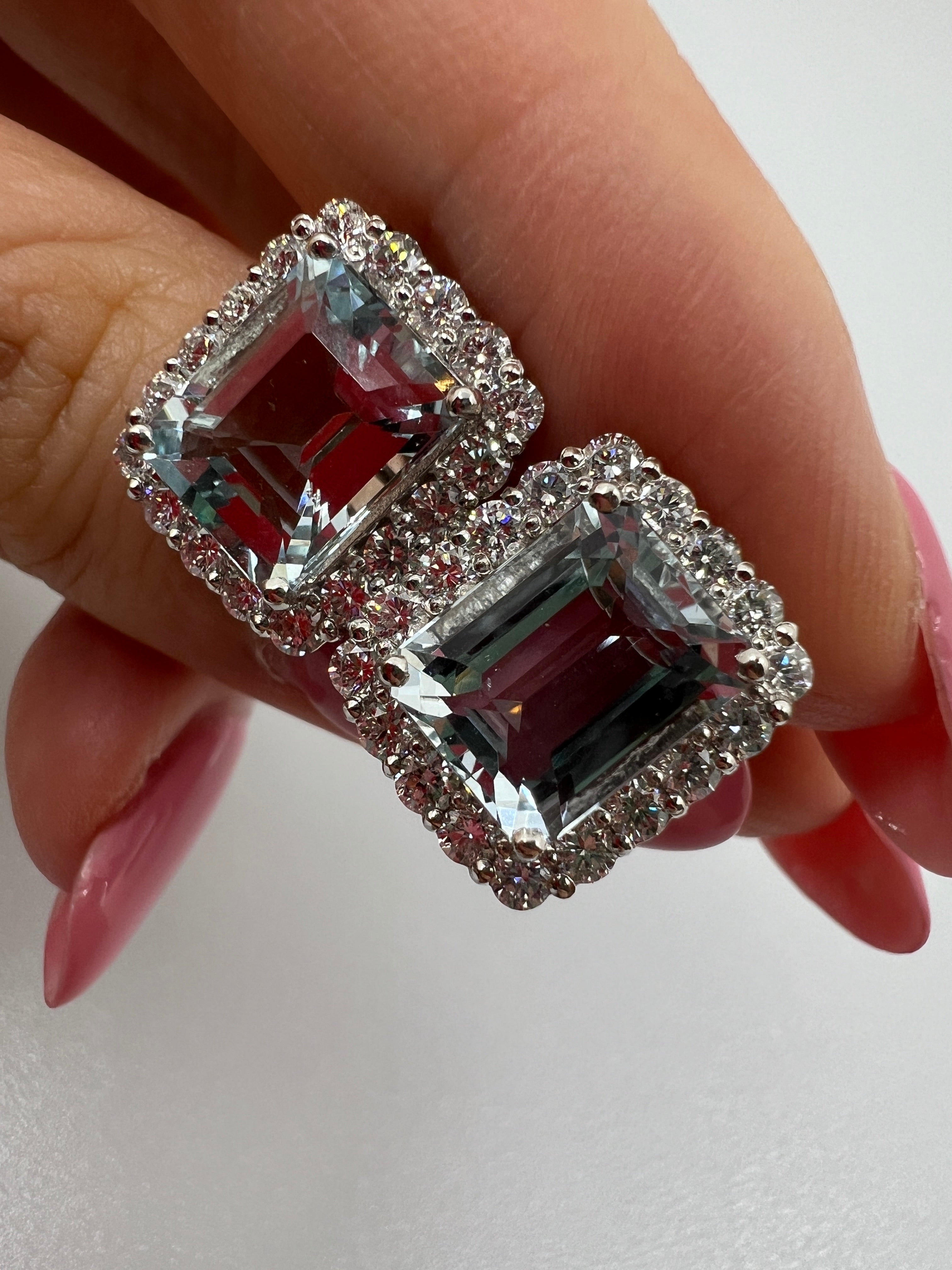 アクアマリンの歌声