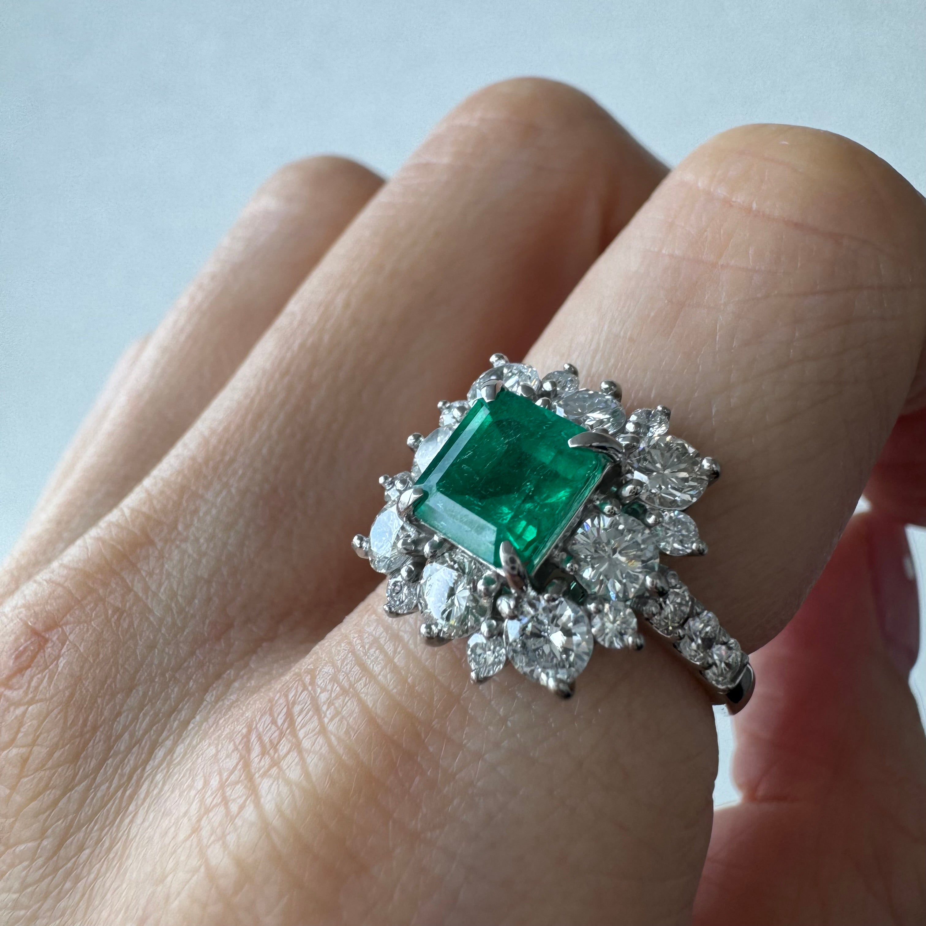 12［一点物］リング エメラルド 1.6ct SQ PT