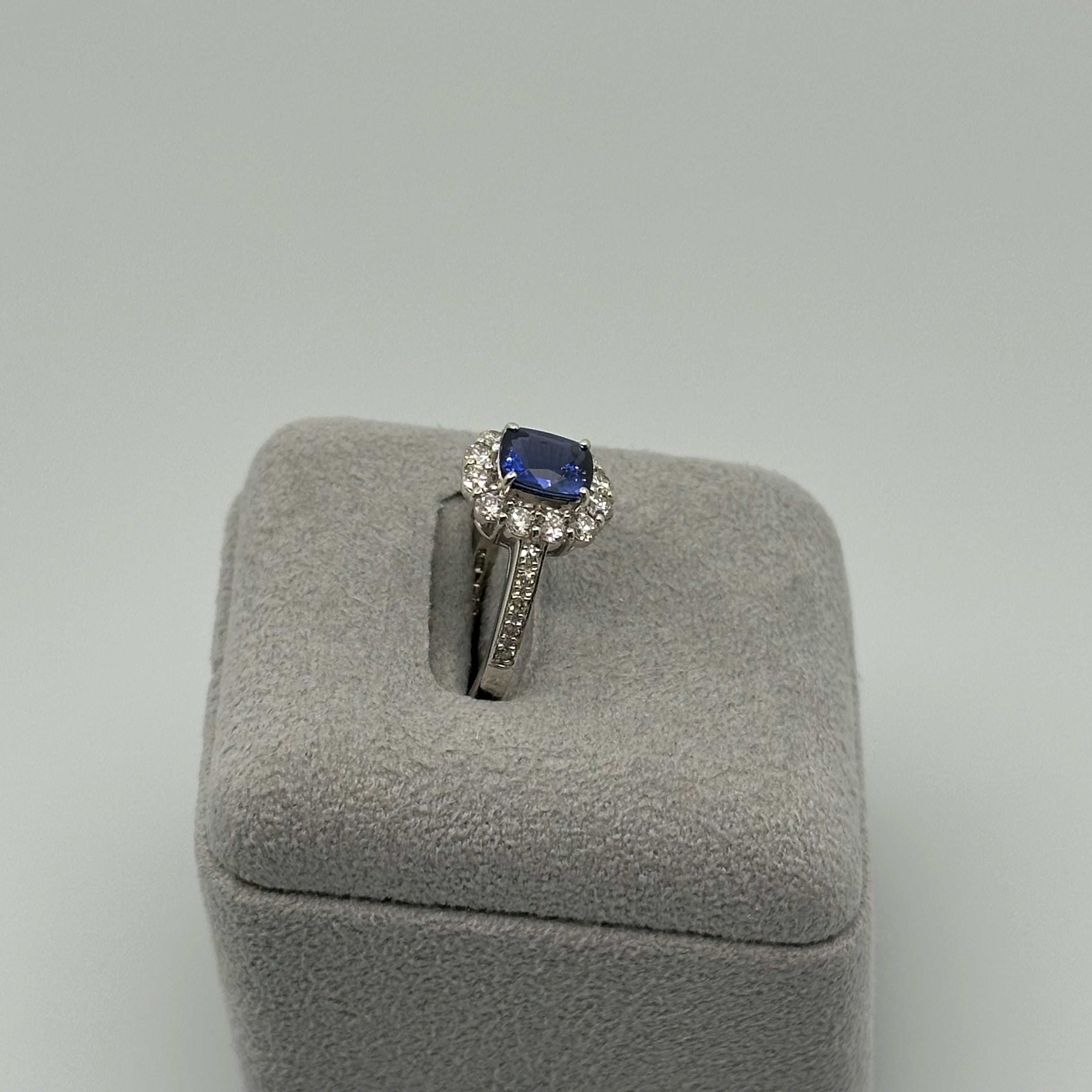 114［一点物］リング ロイヤルブルーサファイア 1.4ct OV PT