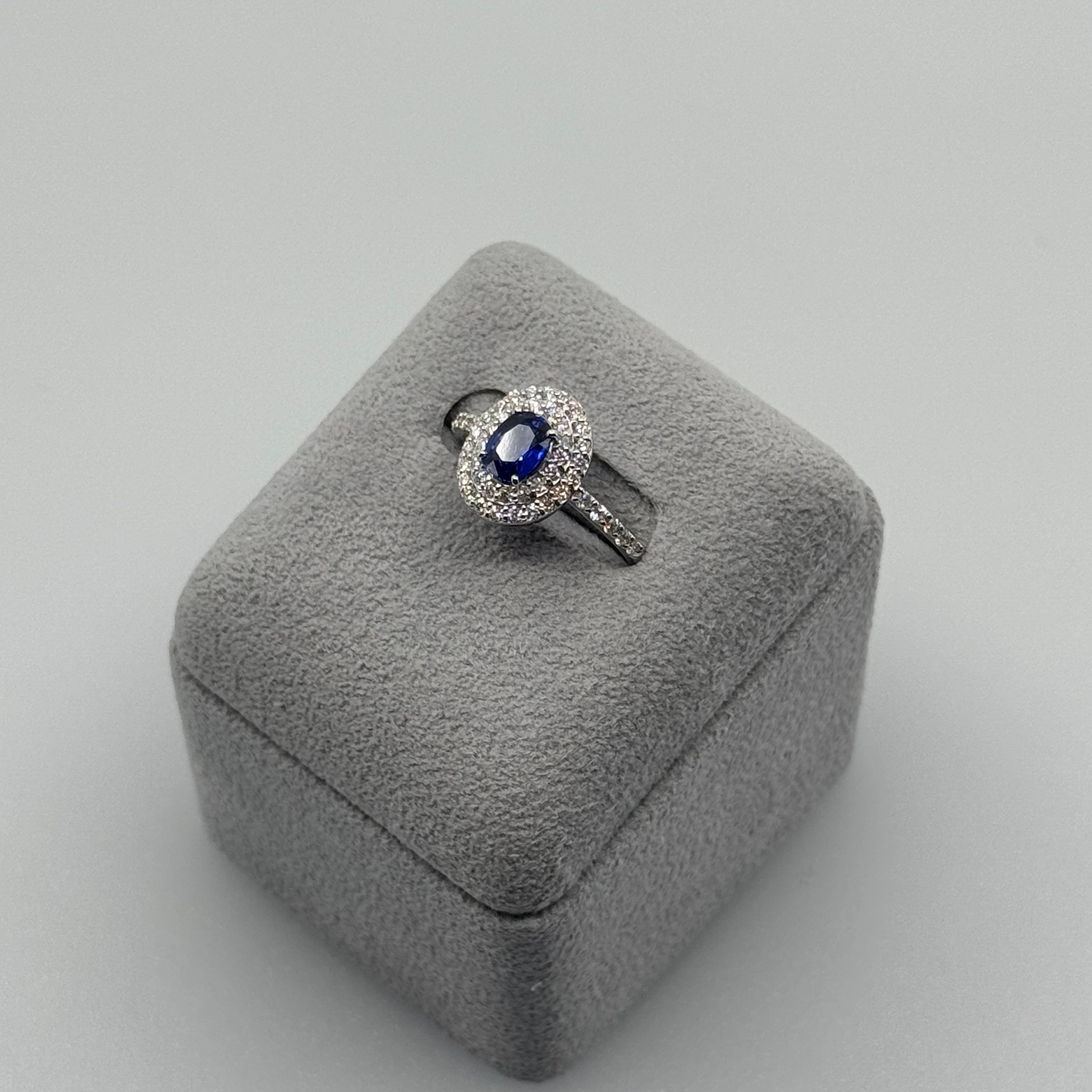 70［一点物］リング ブルーサファイア 0.8ct OV PT