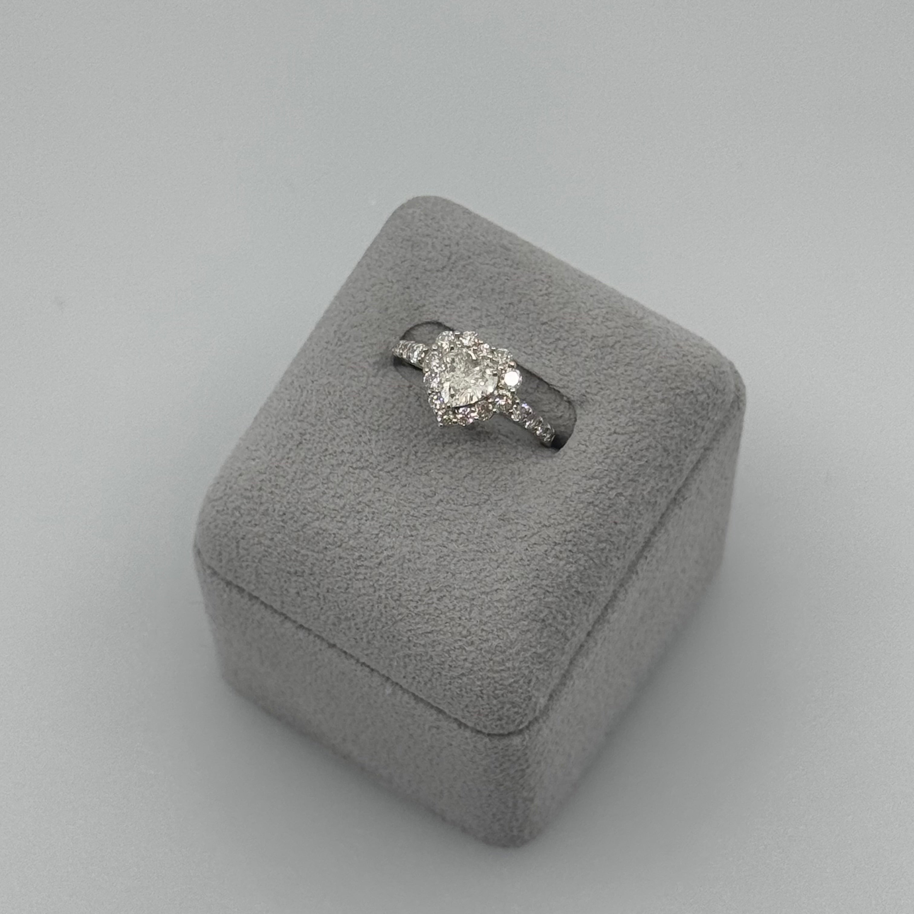 9［一点物］リング ダイヤ 0.7ct HS PT