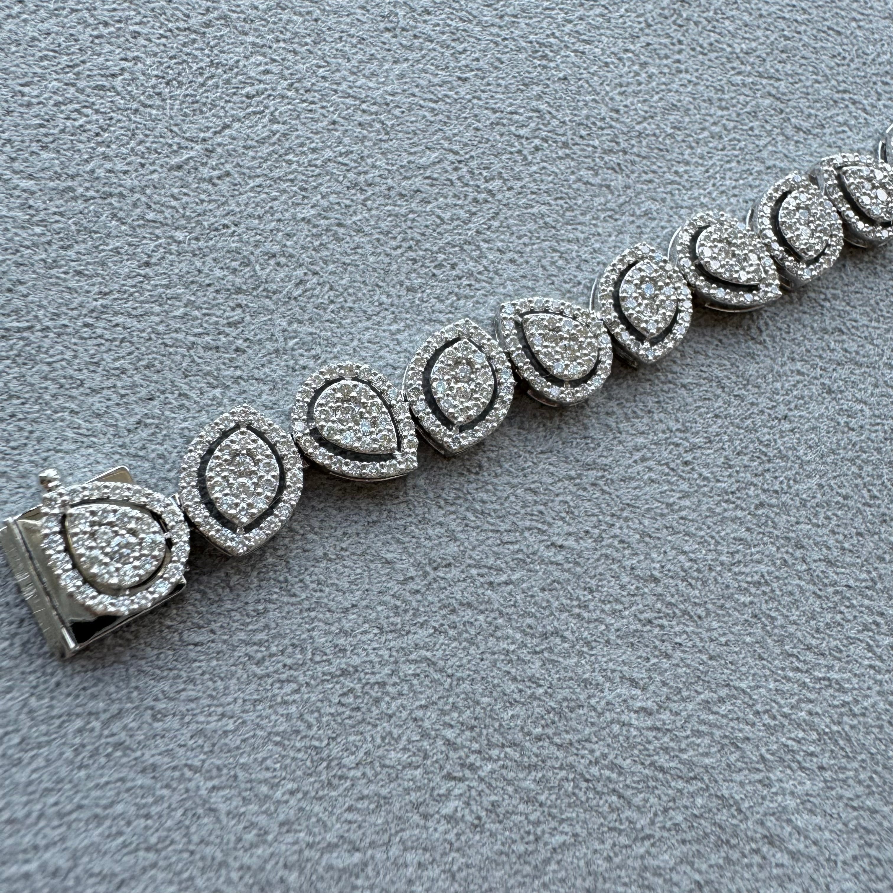 ②ダイヤ 4.5ct前後 変形 ブレスレット〜地金選択可｜AYAKO SAKURAI（櫻井 彩子（サクライ アヤコ））公式通販サイト