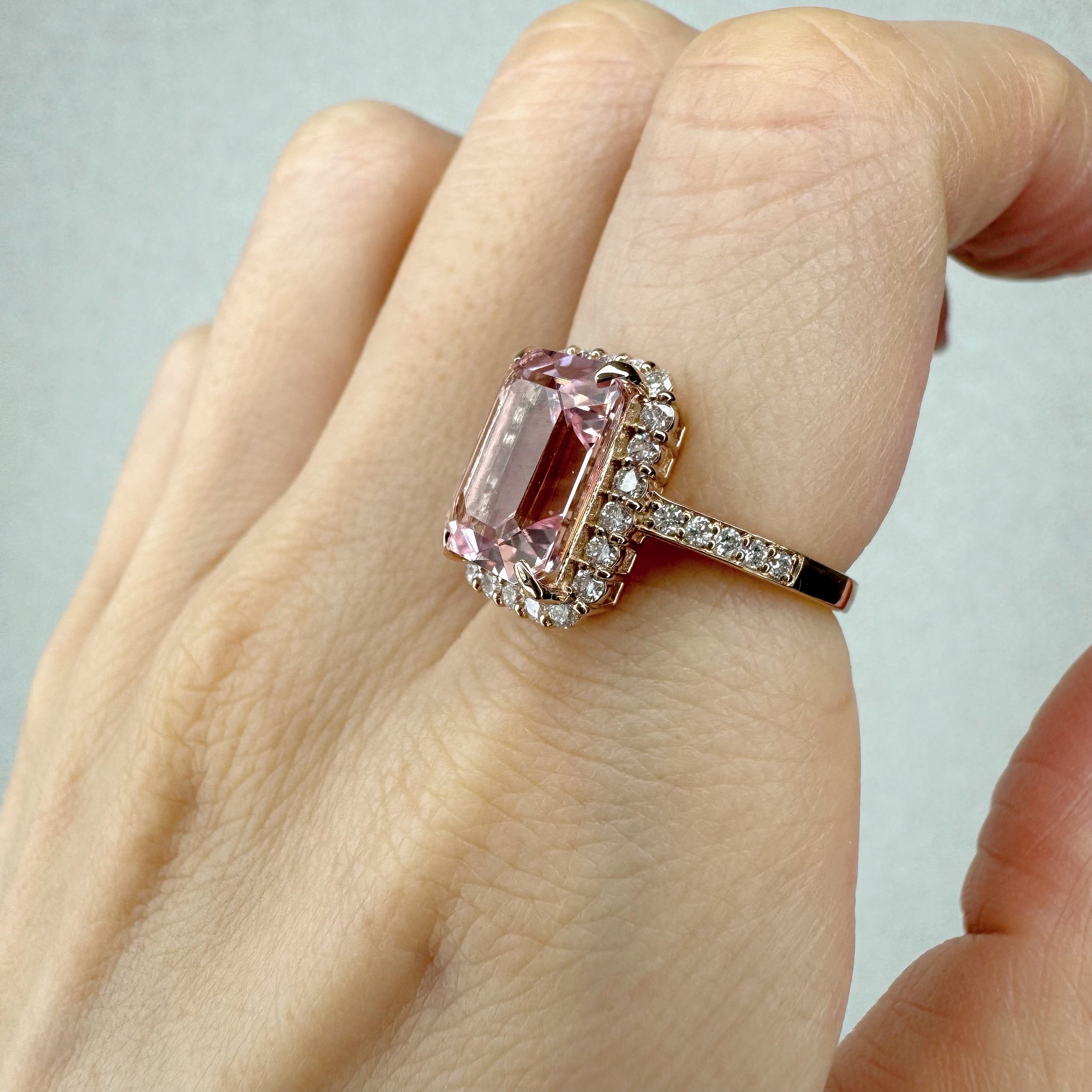 148［一点物］リング  モルガナイト 3.4ct OV PG