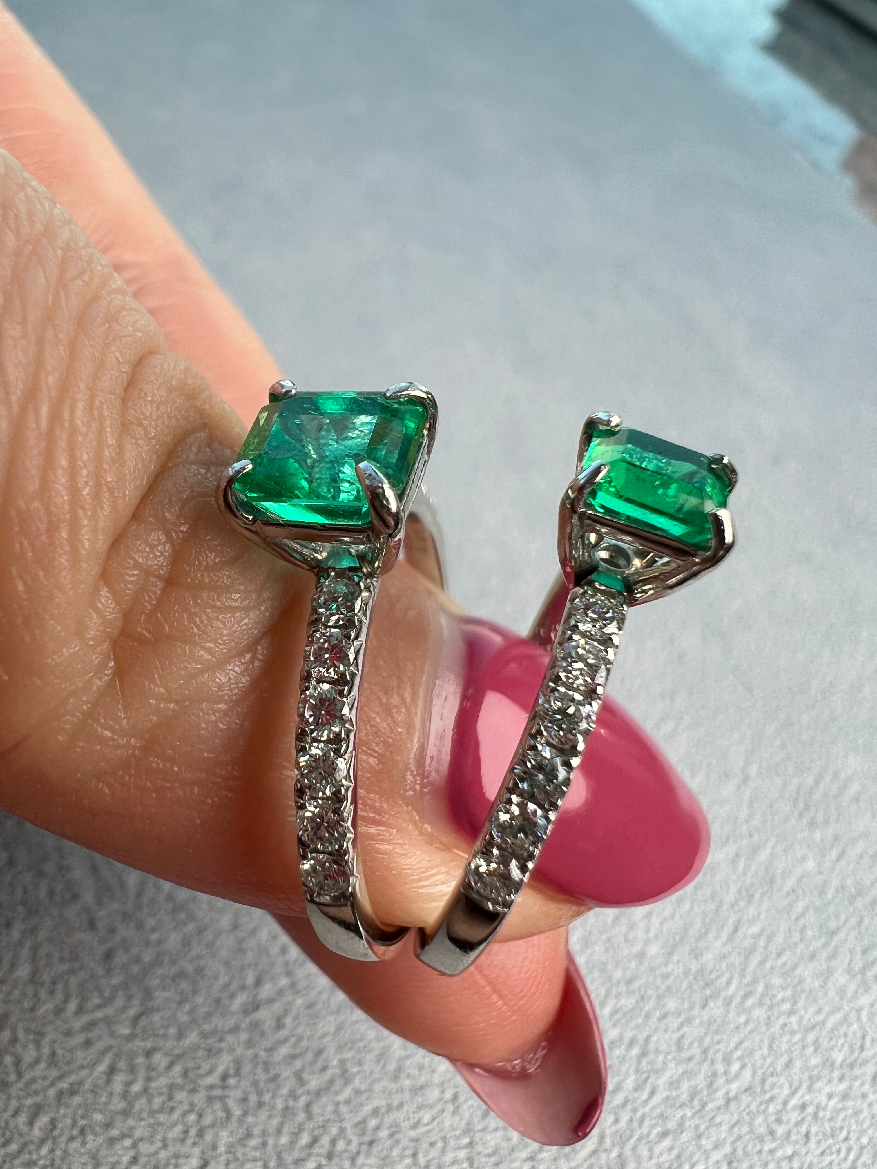 ［アルル］リング エメラルド 0.4ct SQ PT