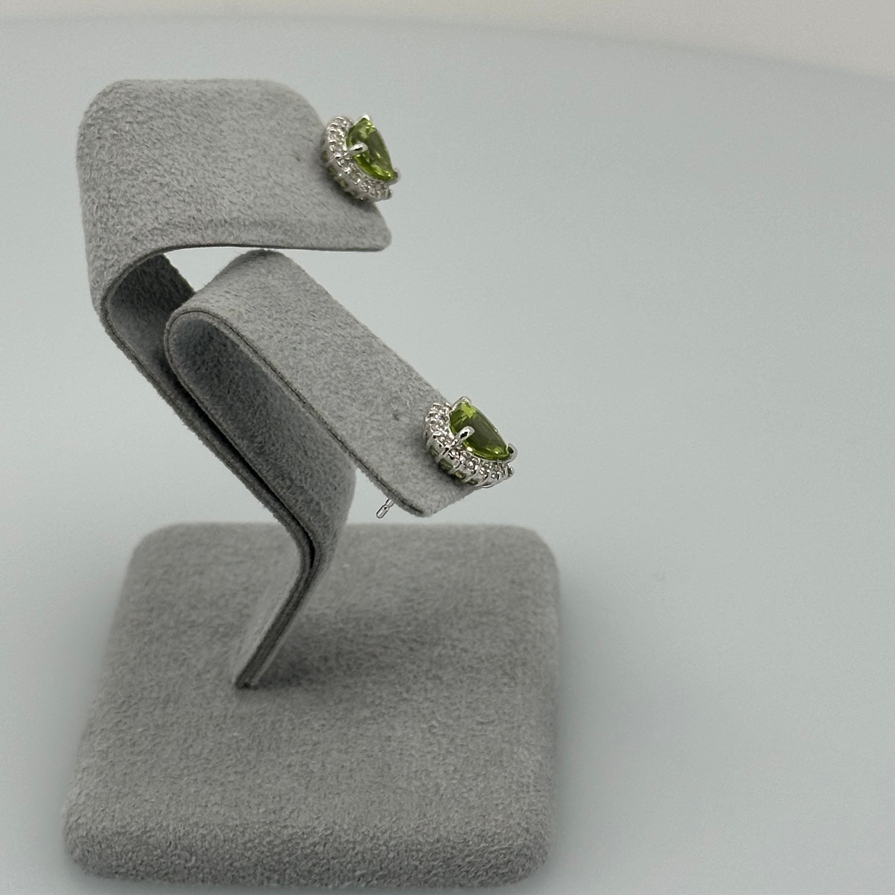 304［一点物］ピアス ペリドット 1.2ct×2 HS PT