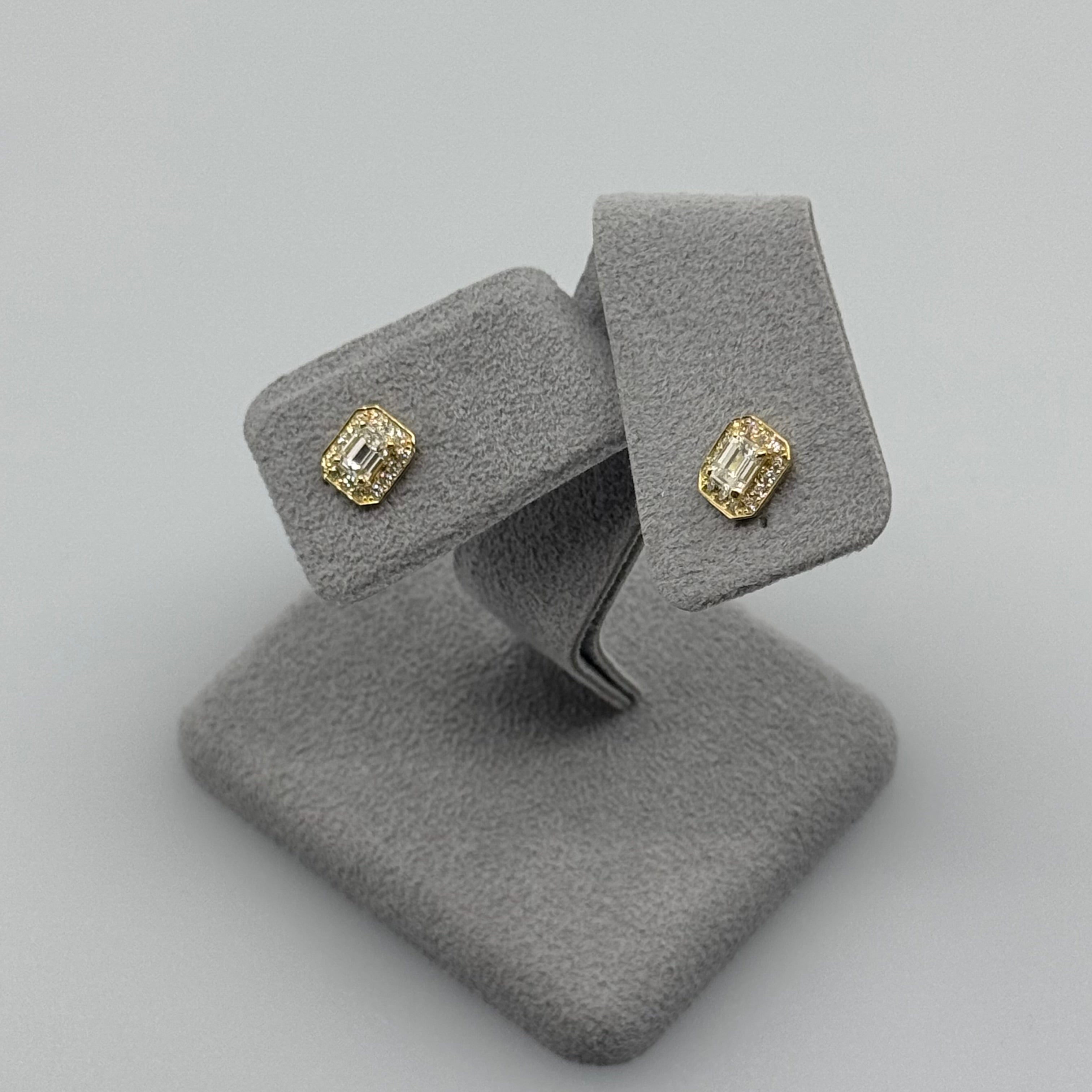 ［アロマ］ピアス