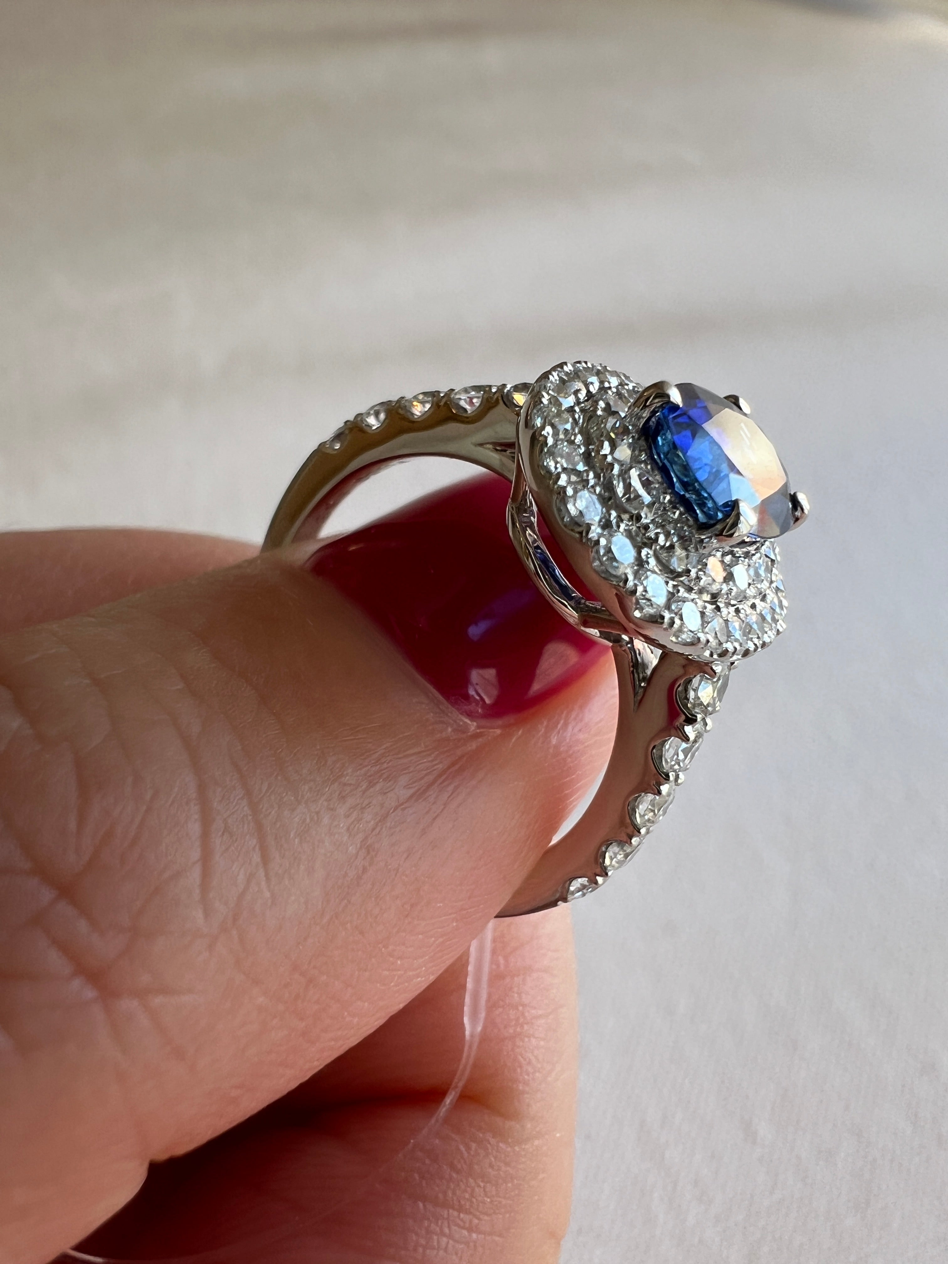 107-ファバン サファイア 中石1.6ct前後 PT OV リング〜ロイヤルブルーサファイア｜AYAKO SAKURAI（櫻井 彩子（サクライ アヤコ））公式通販サイト