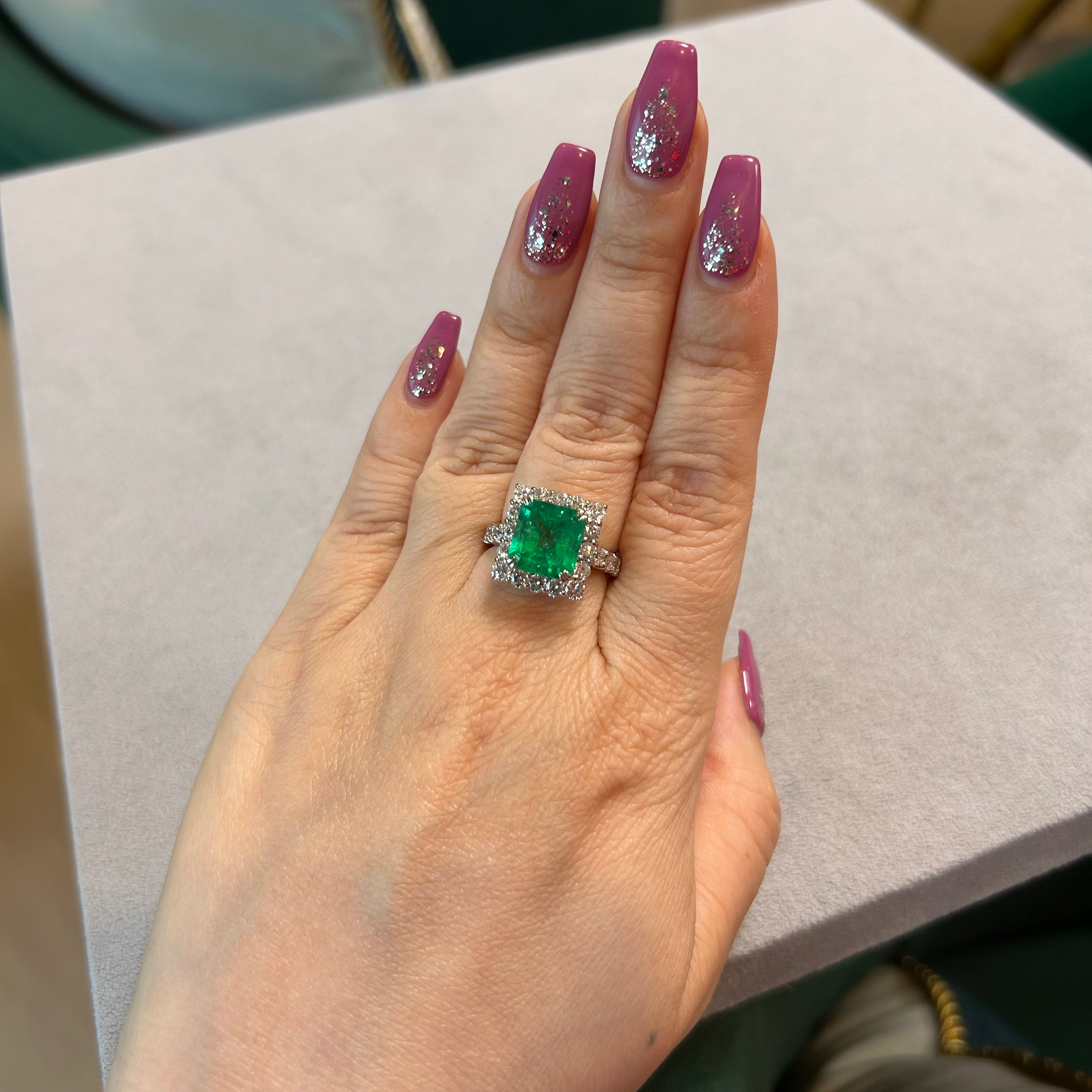 80-綺麗 エメラルドリング 中石3.7ct前後 SQ PT ～｜AYAKO SAKURAI（櫻井 彩子（サクライ アヤコ））公式通販サイト