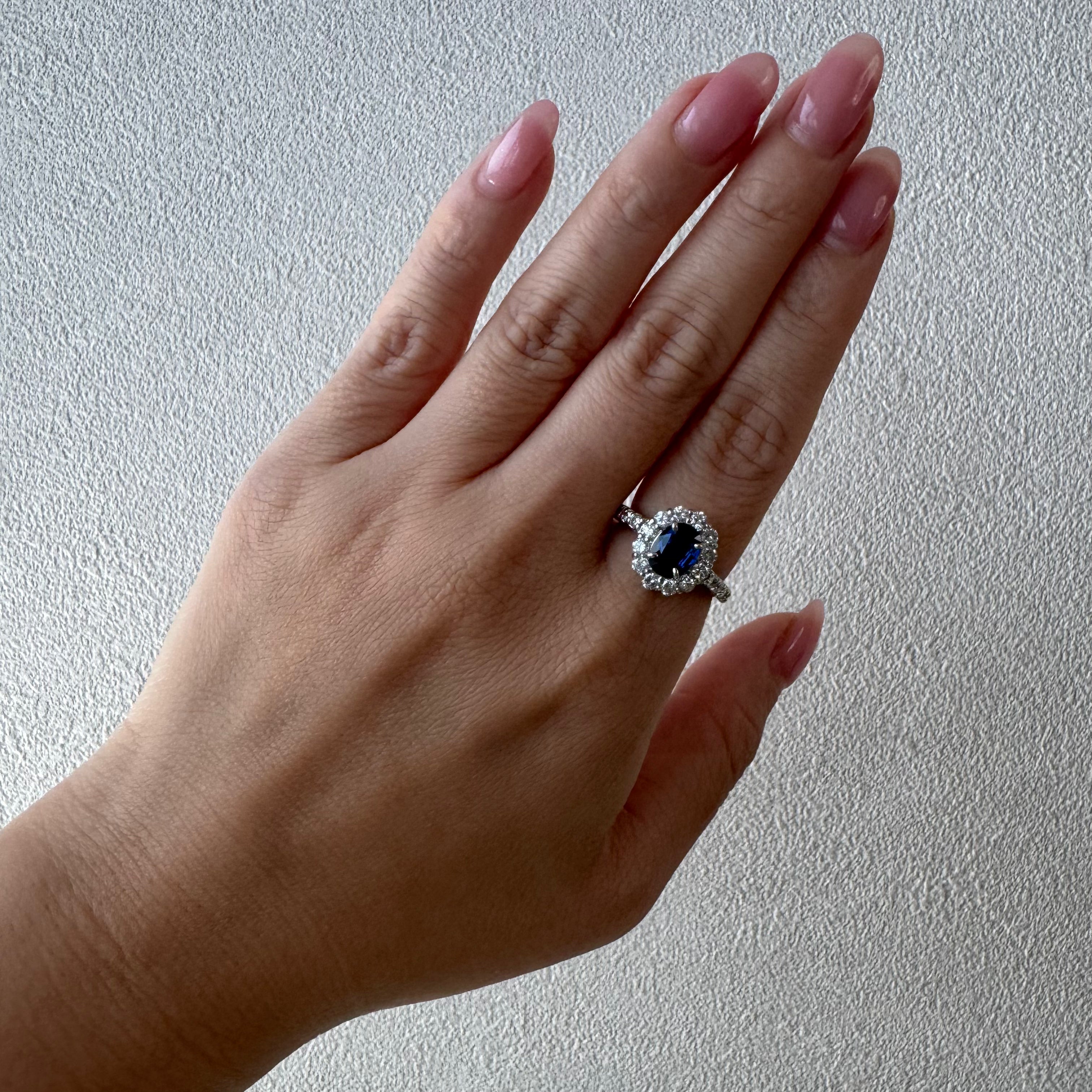 ［一点物］キャサリン妃巻き リング サファイア 1.3ct OV  PT