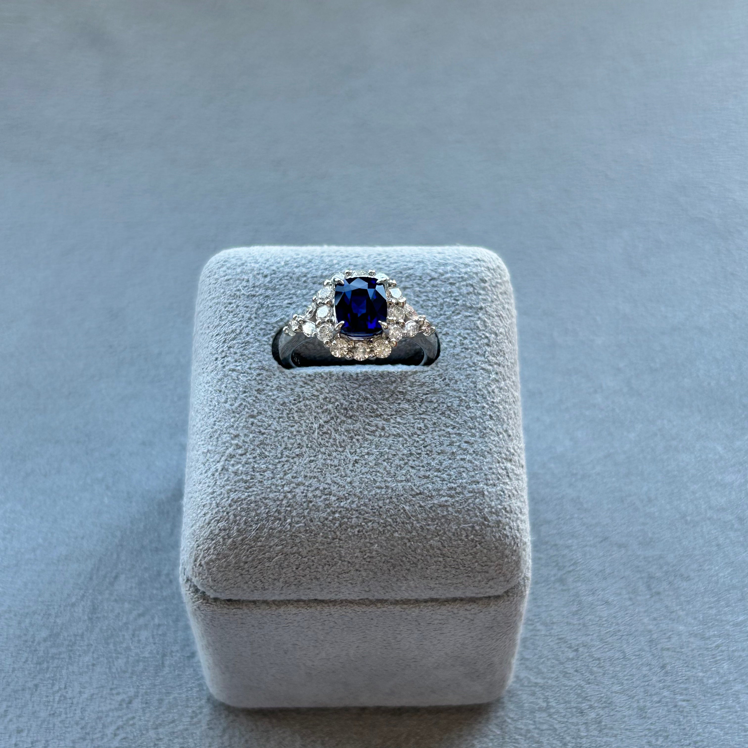 22_綺麗 ブルーサファイア 中石2.3ct　PT SQ リング〜GIA｜AYAKO SAKURAI（櫻井 彩子（サクライ アヤコ））公式通販サイト