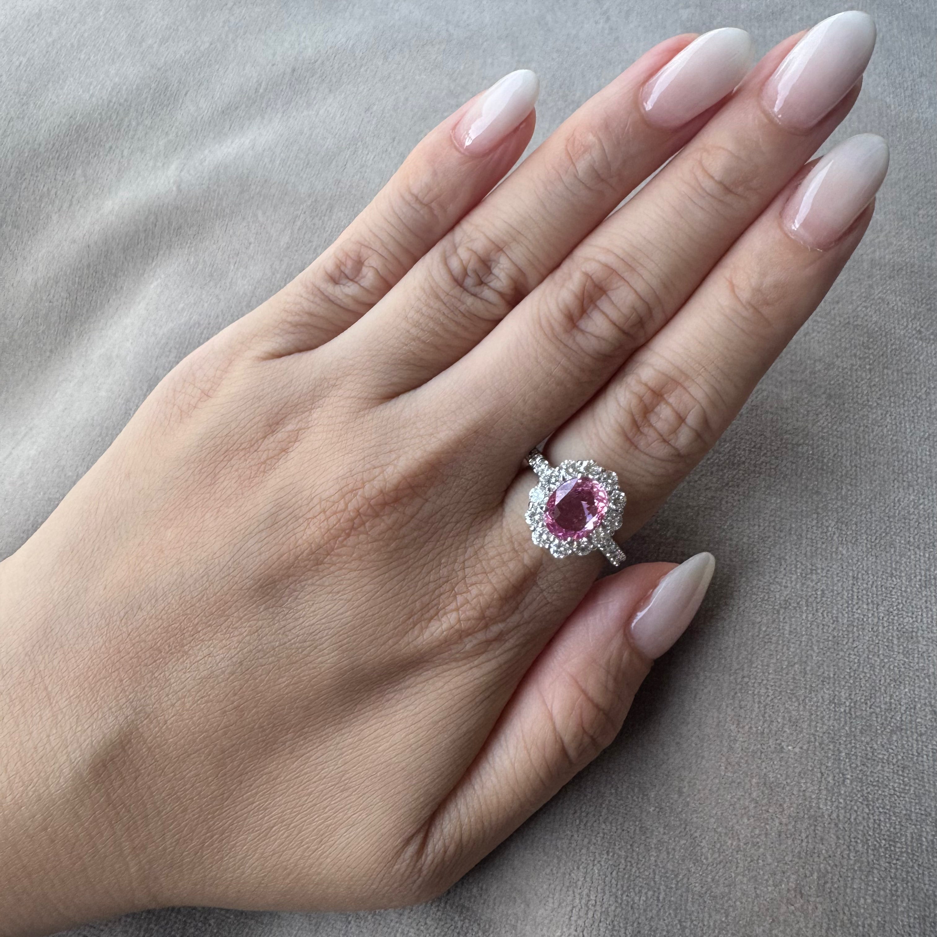 ［一点物］キャサリン妃巻き リング ピンクサファイア 2.5ct OV  PT