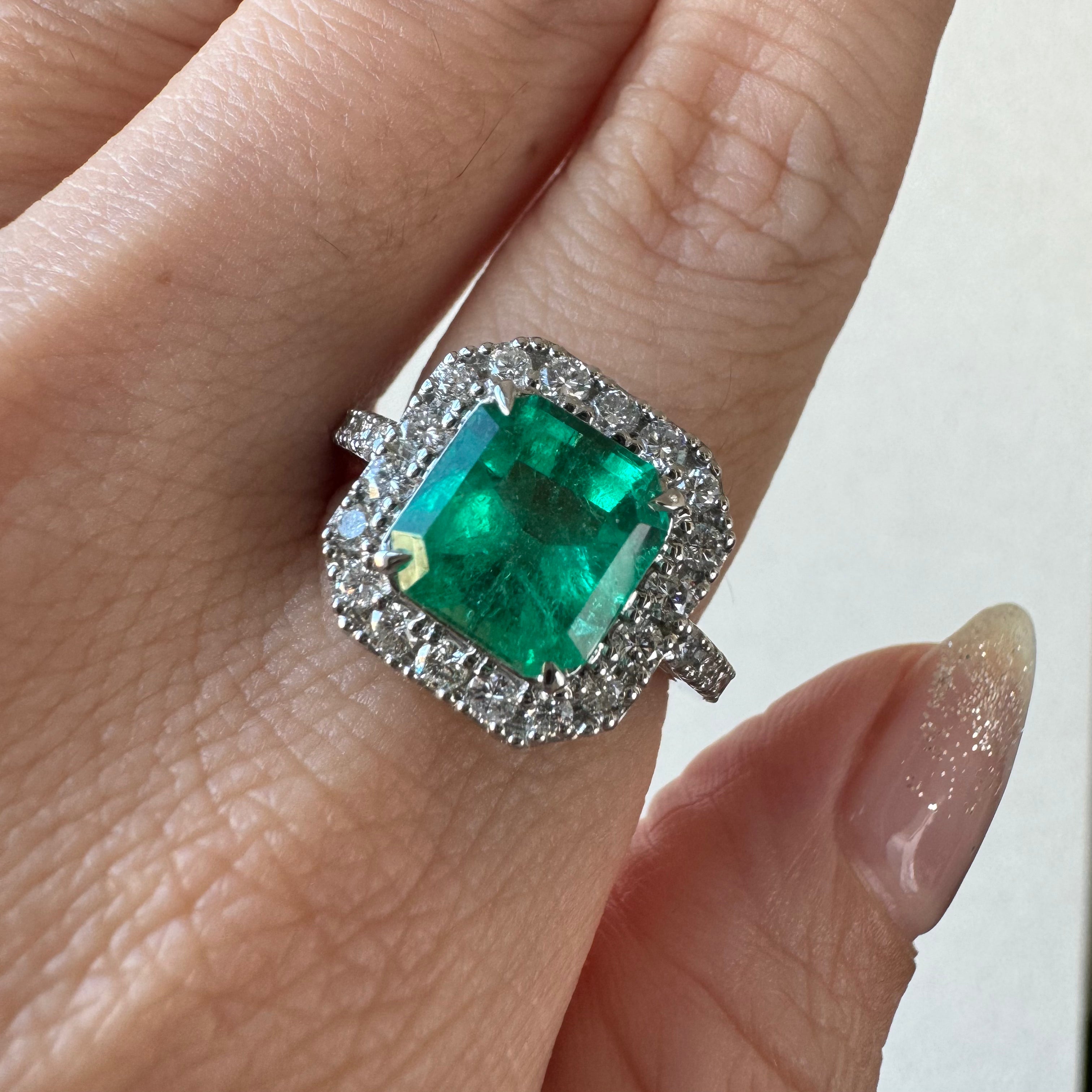 ［一点物］リング エメラルド 2.6ct SQ PT