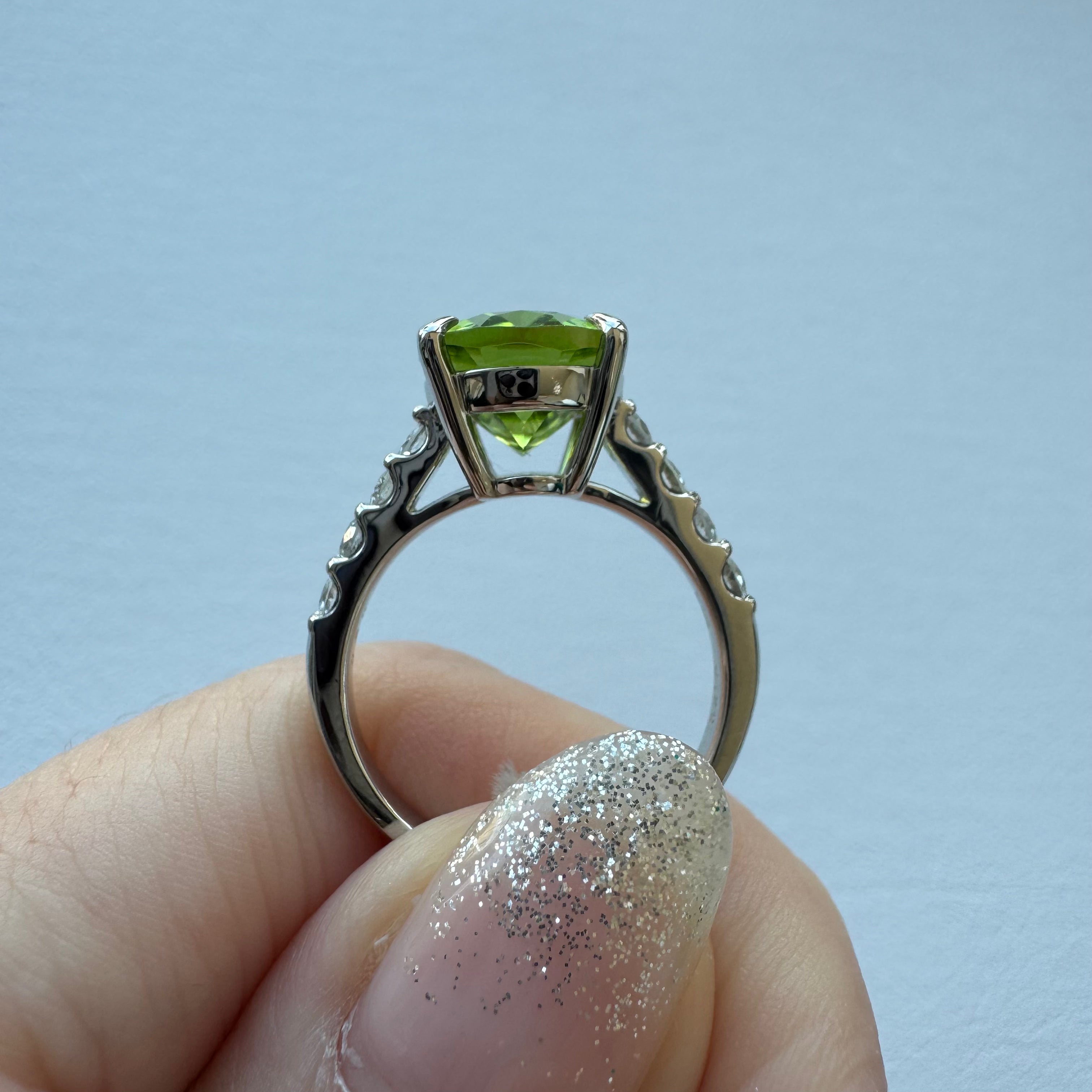 182［一点物/ソワレ］リング ペリドット 4.2ct前後 OV PT