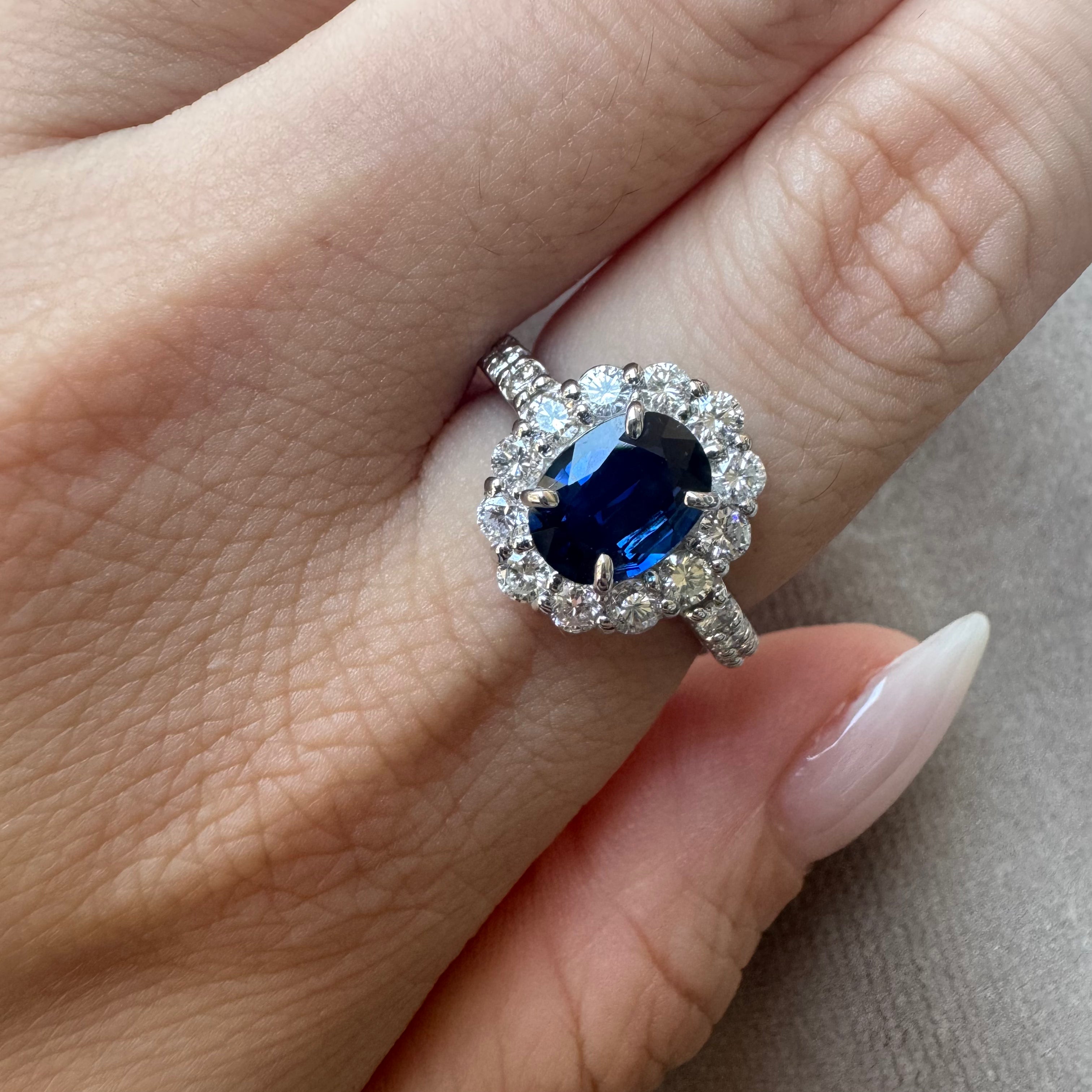 ［一点物］キャサリン妃巻き リング サファイア 1.3ct OV  PT