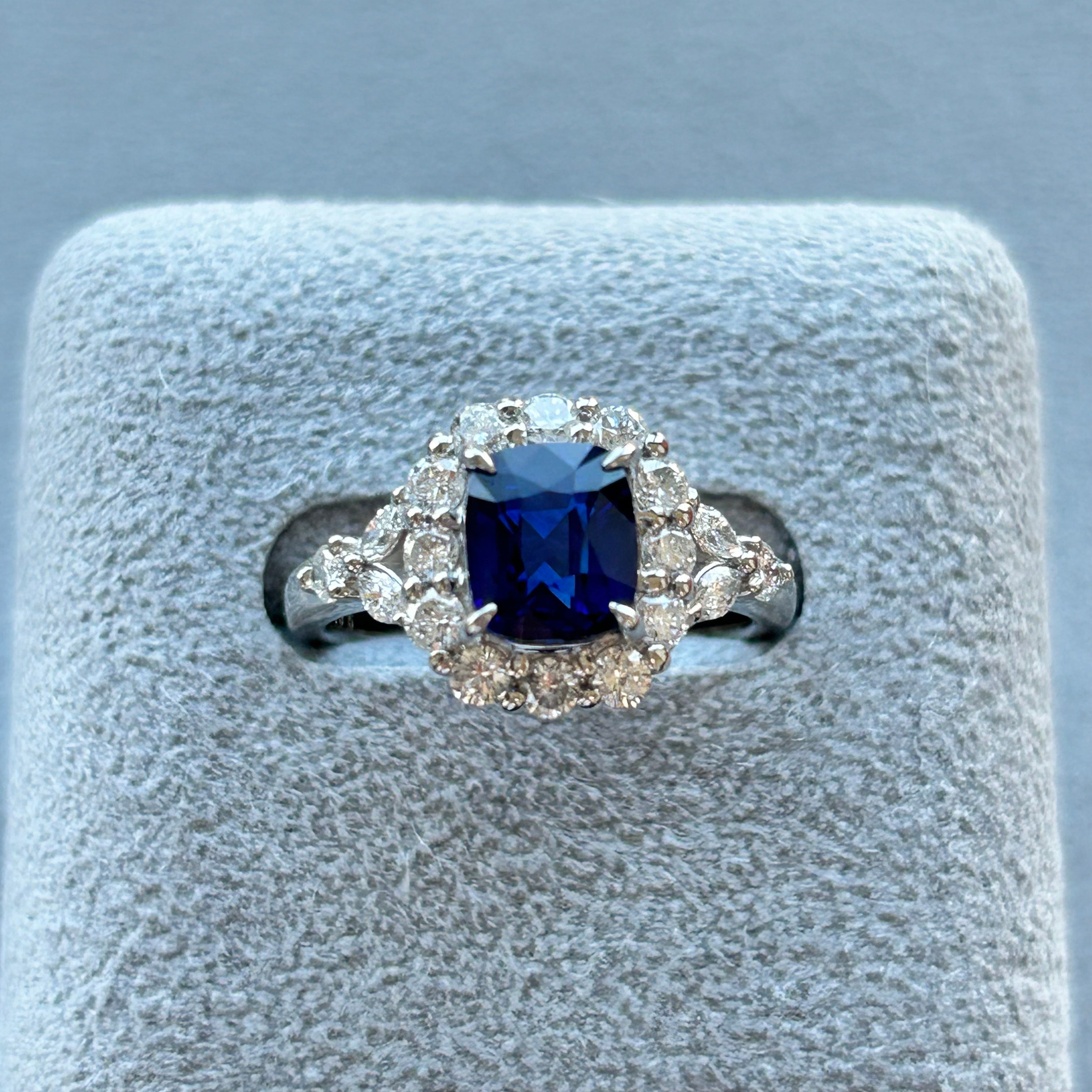 22_綺麗 ブルーサファイア 中石2.3ct　PT SQ リング〜GIA｜AYAKO SAKURAI（櫻井 彩子（サクライ アヤコ））公式通販サイト