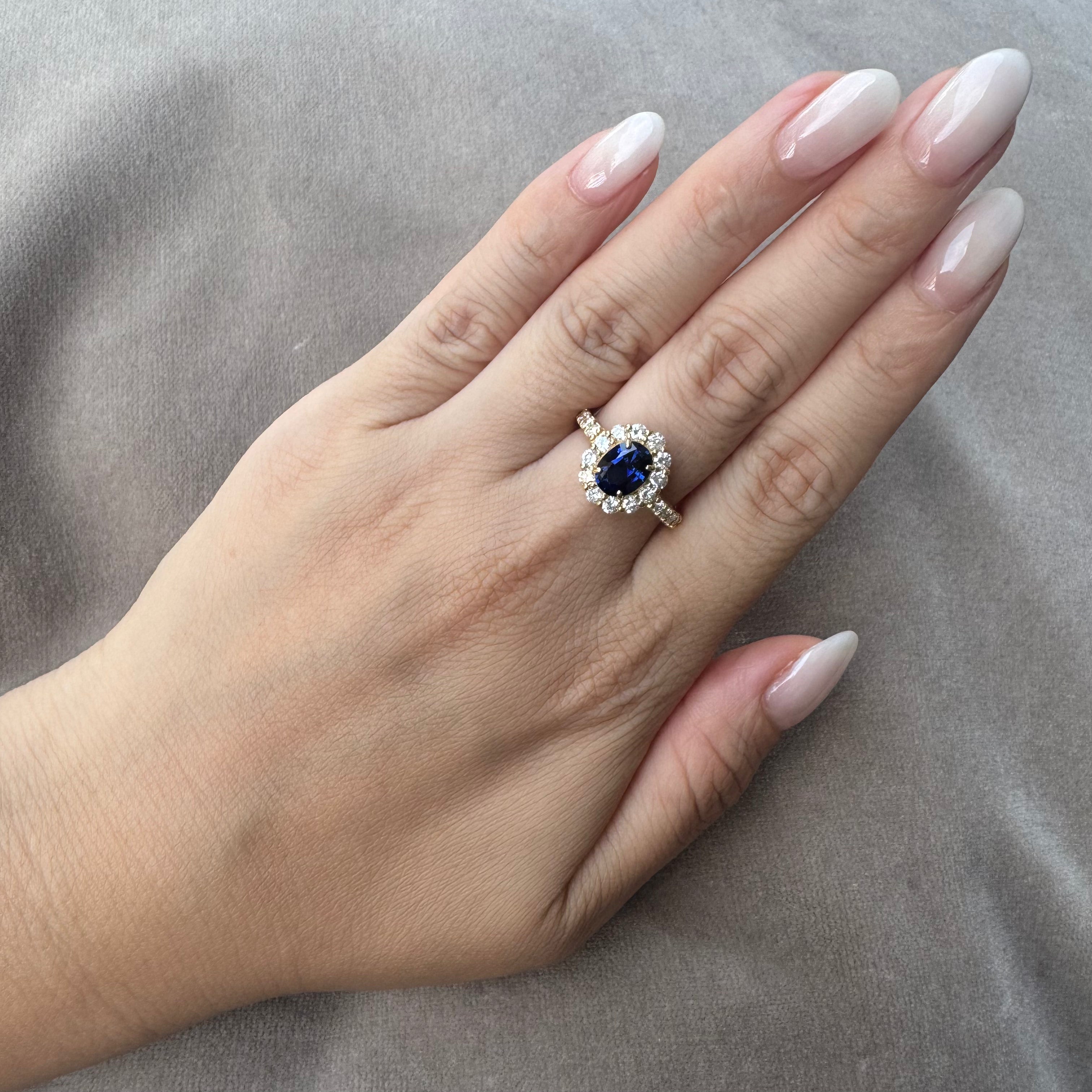 ［一点物］キャサリン妃巻き リング サファイア 1.4ct OV  K18YG