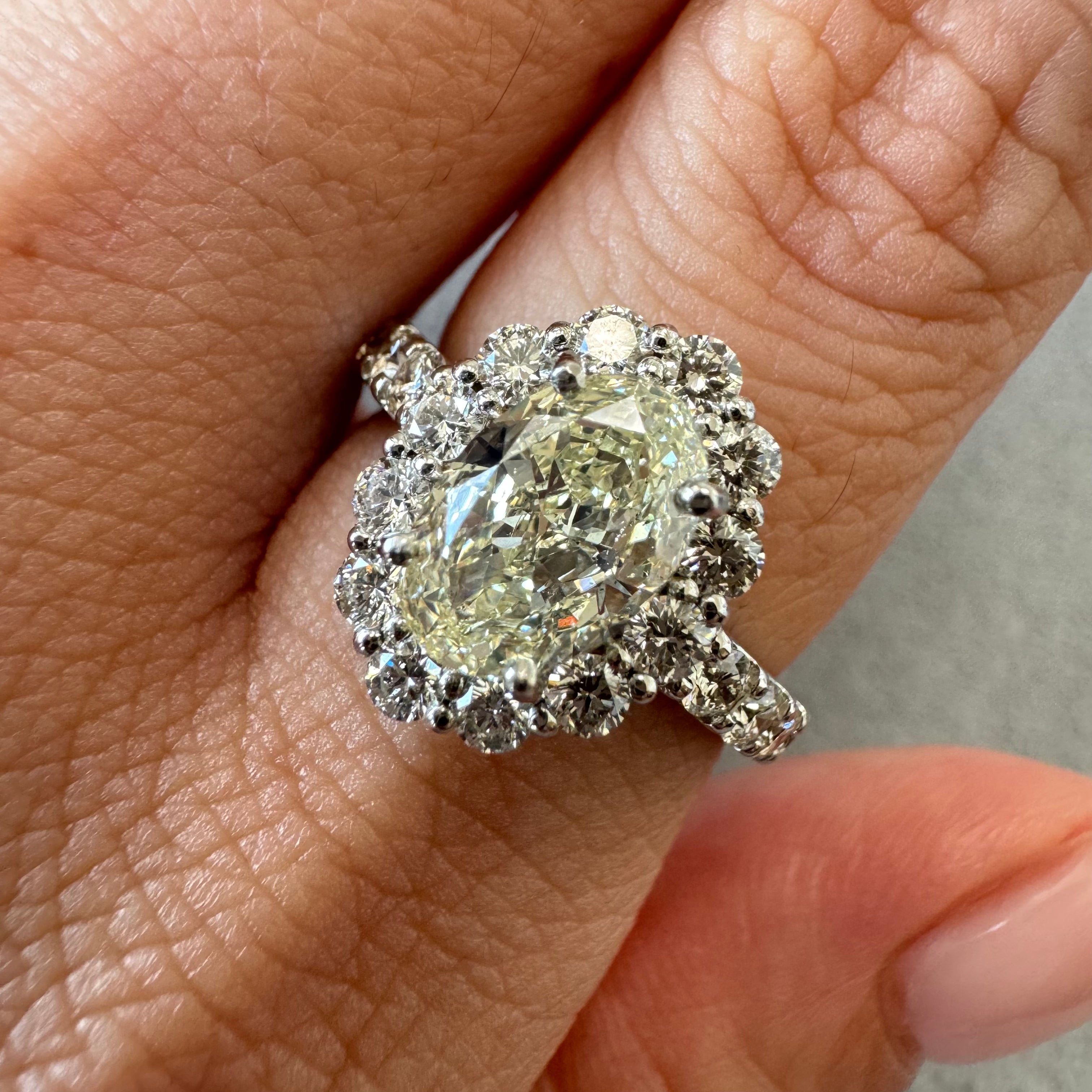 Light Yellow中石 1.5ct 前後 OV PT リング〜LY SI1 CGL｜AYAKO SAKURAI（櫻井 彩子（サクライ アヤコ））公式通販サイト