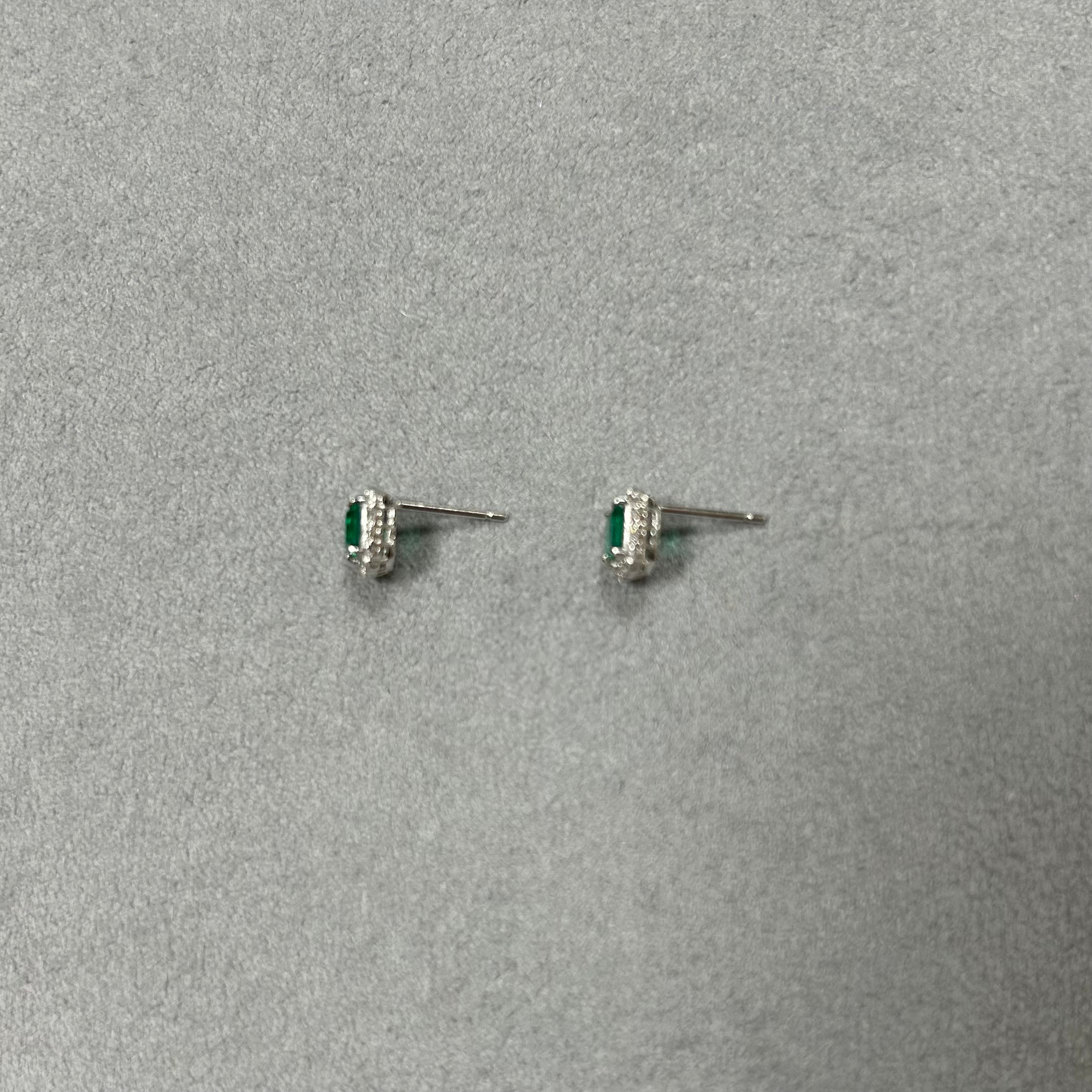 325-エムロード 中石0.31ct前後×2 PT SQピアス〜超特品 色綺麗 希少 45万｜AYAKO SAKURAI（櫻井 彩子（サクライ アヤコ））公式通販サイト