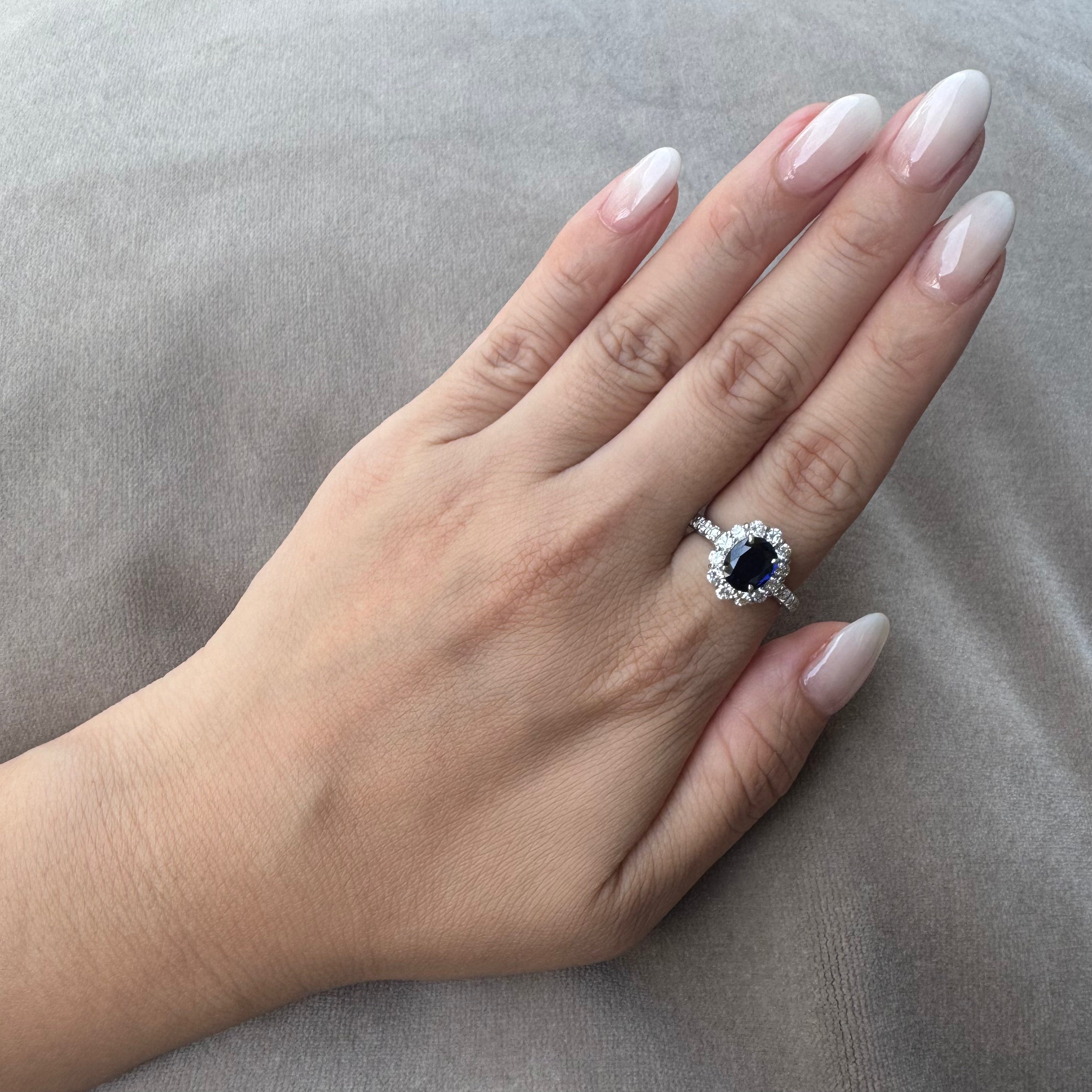 ［一点物］キャサリン妃巻き リング サファイア 1.7ct OV  PT