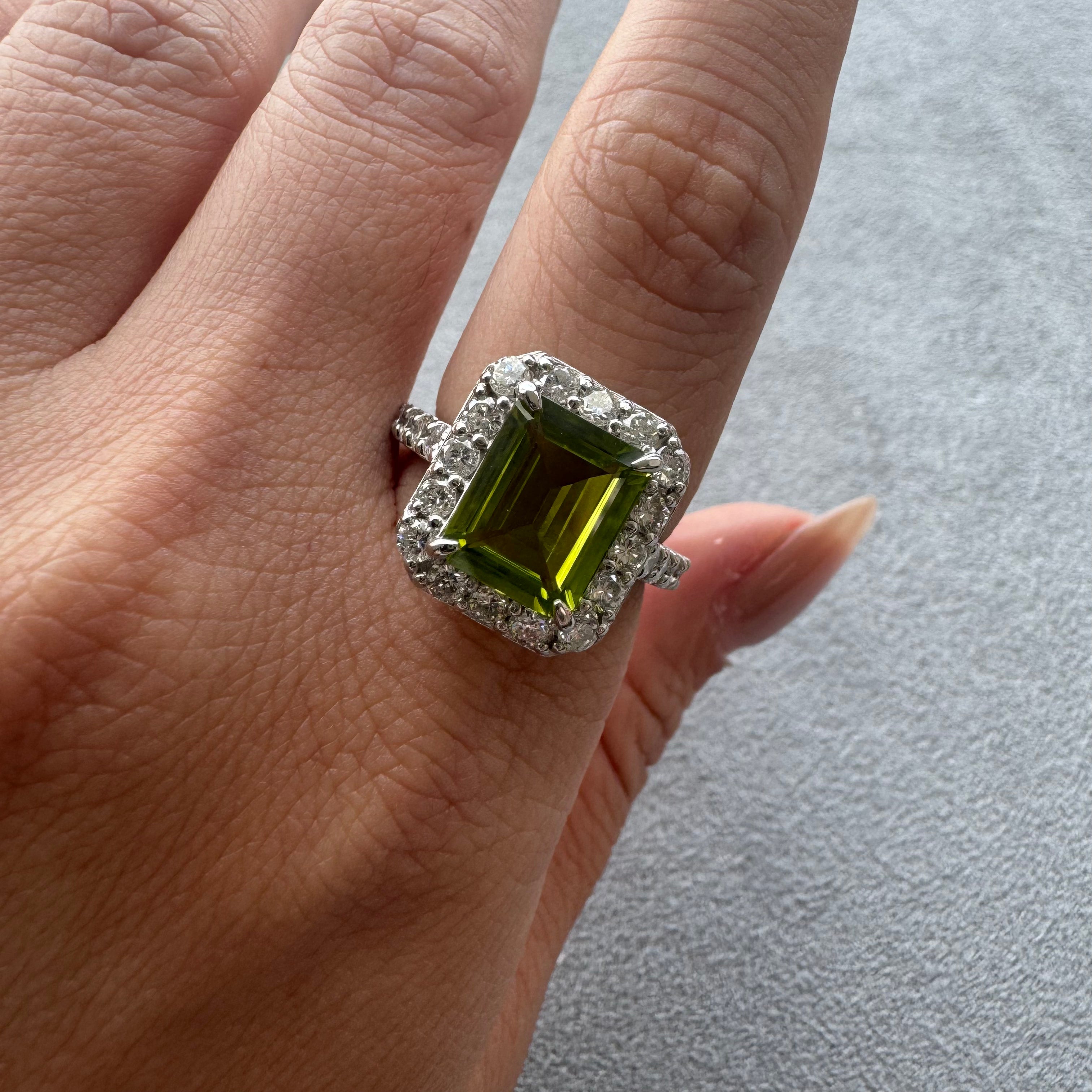 ［一点物］リング ペリドット 3ct SQ PT