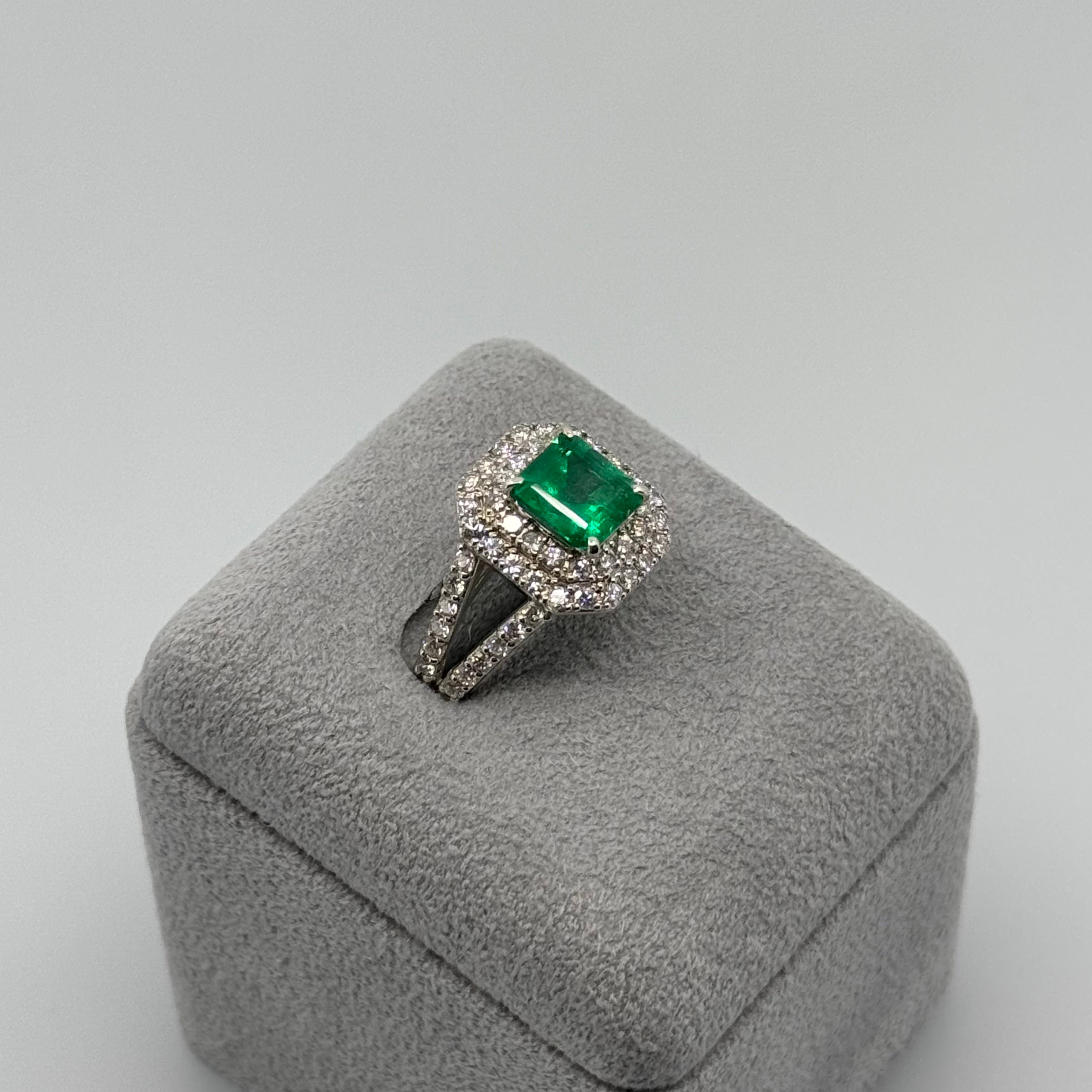 3［一点物］リング エメラルド 1.6ct SQ PT