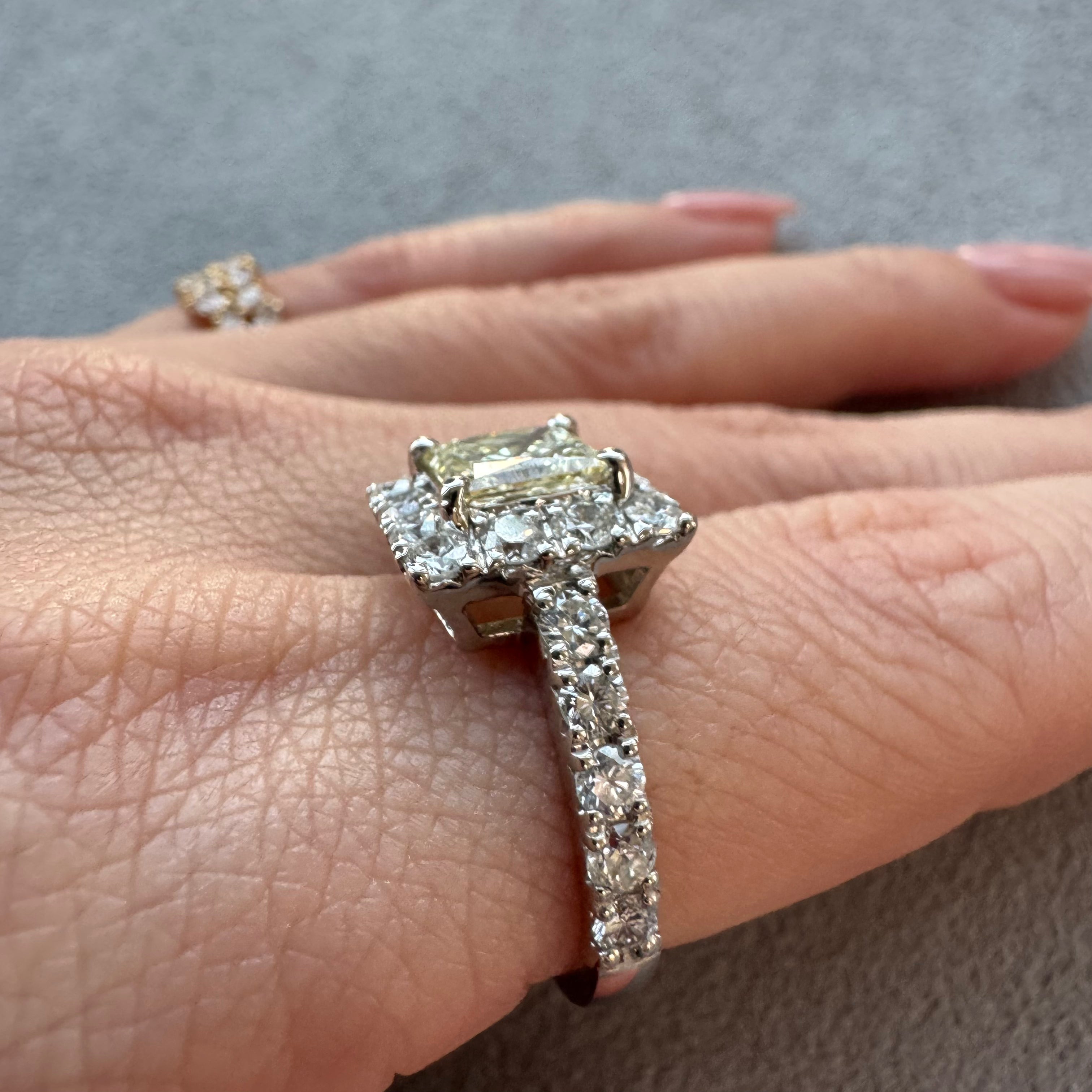 19［一点物］リング ダイヤ 1.5ct SQ PT