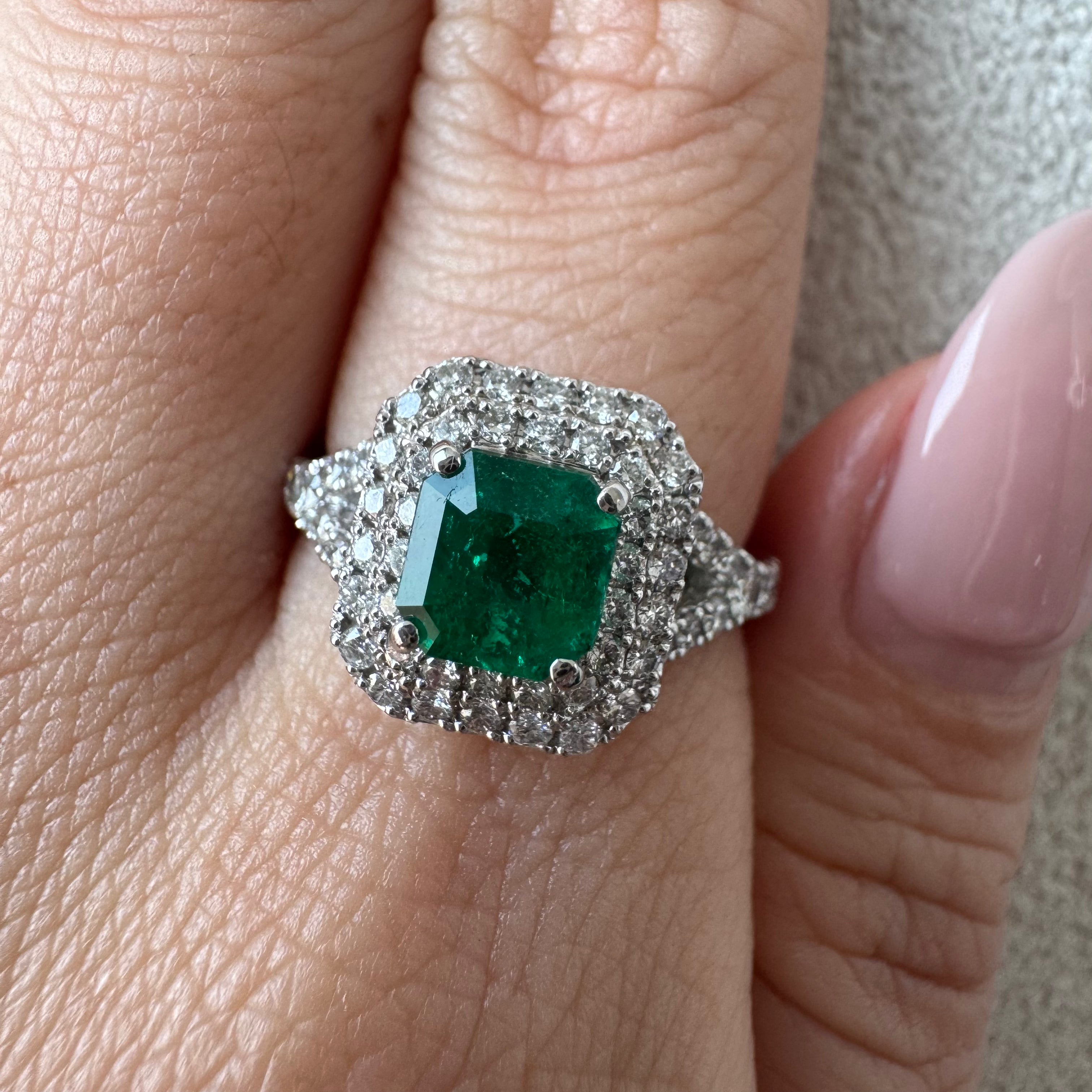 7［一点物］リング エメラルド 0.9ct SQ PT