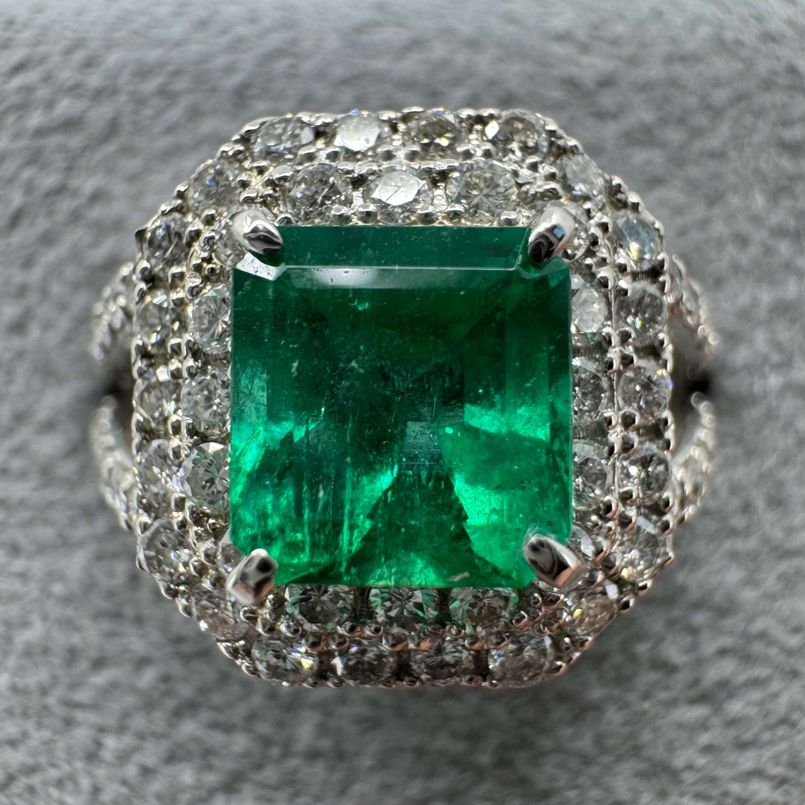 3［一点物］リング エメラルド 1.6ct SQ PT