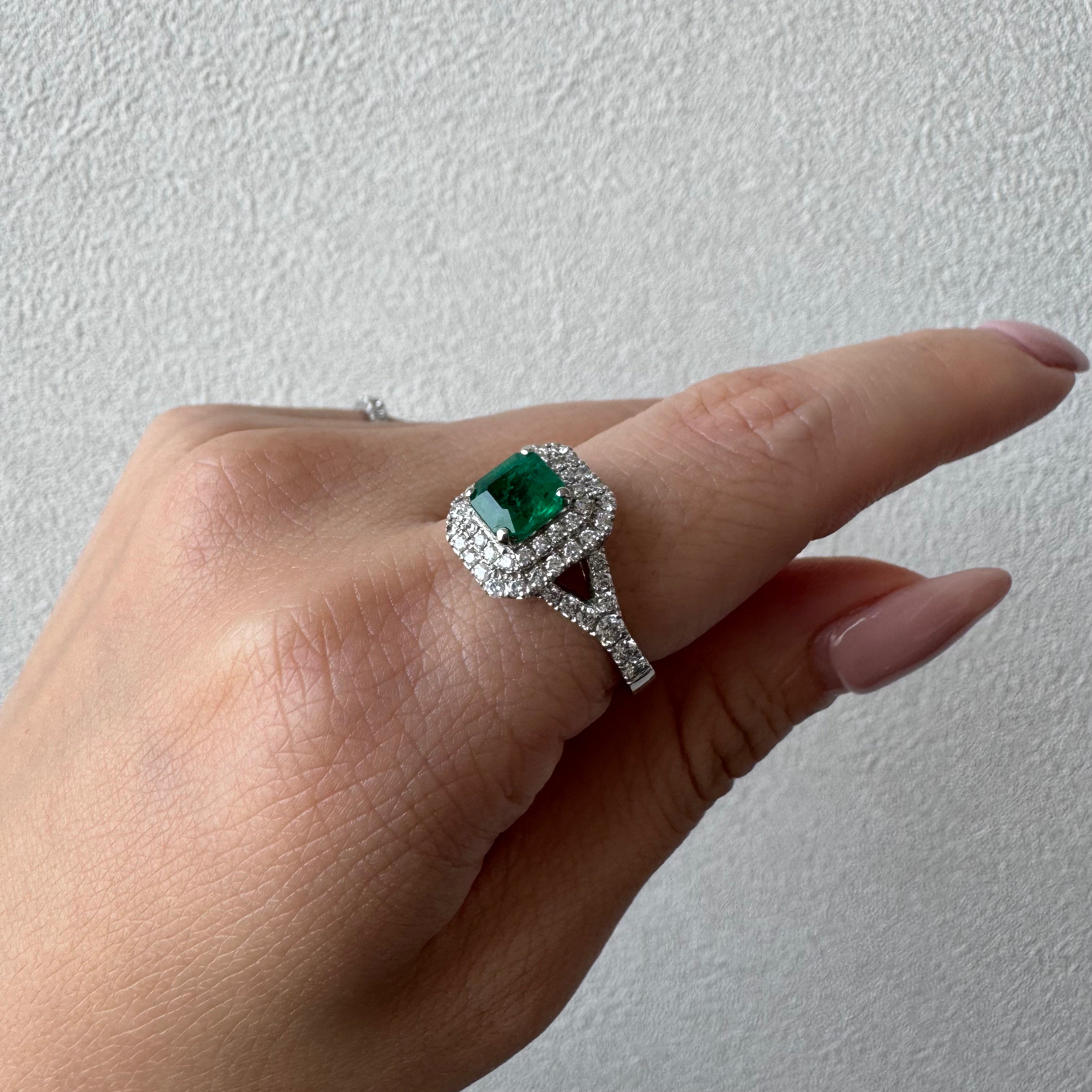 7［一点物］リング エメラルド 0.9ct SQ PT