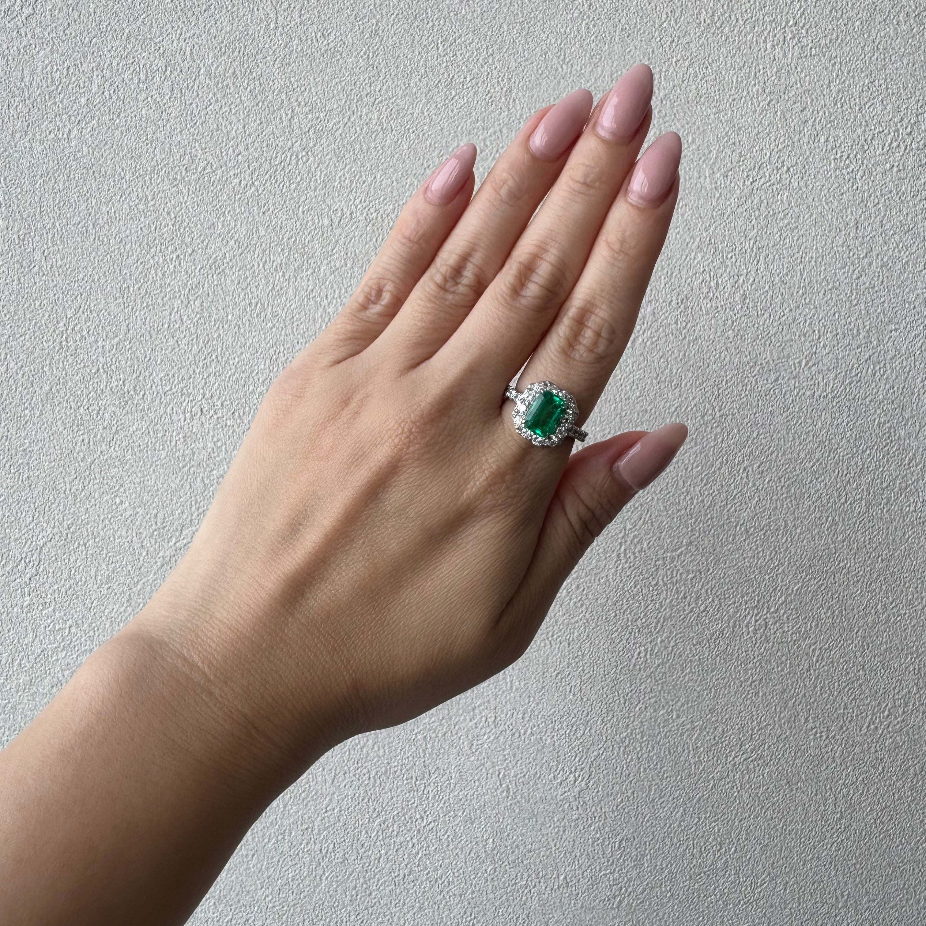 2［一点物］リング エメラルド 1.8ct SQ PT