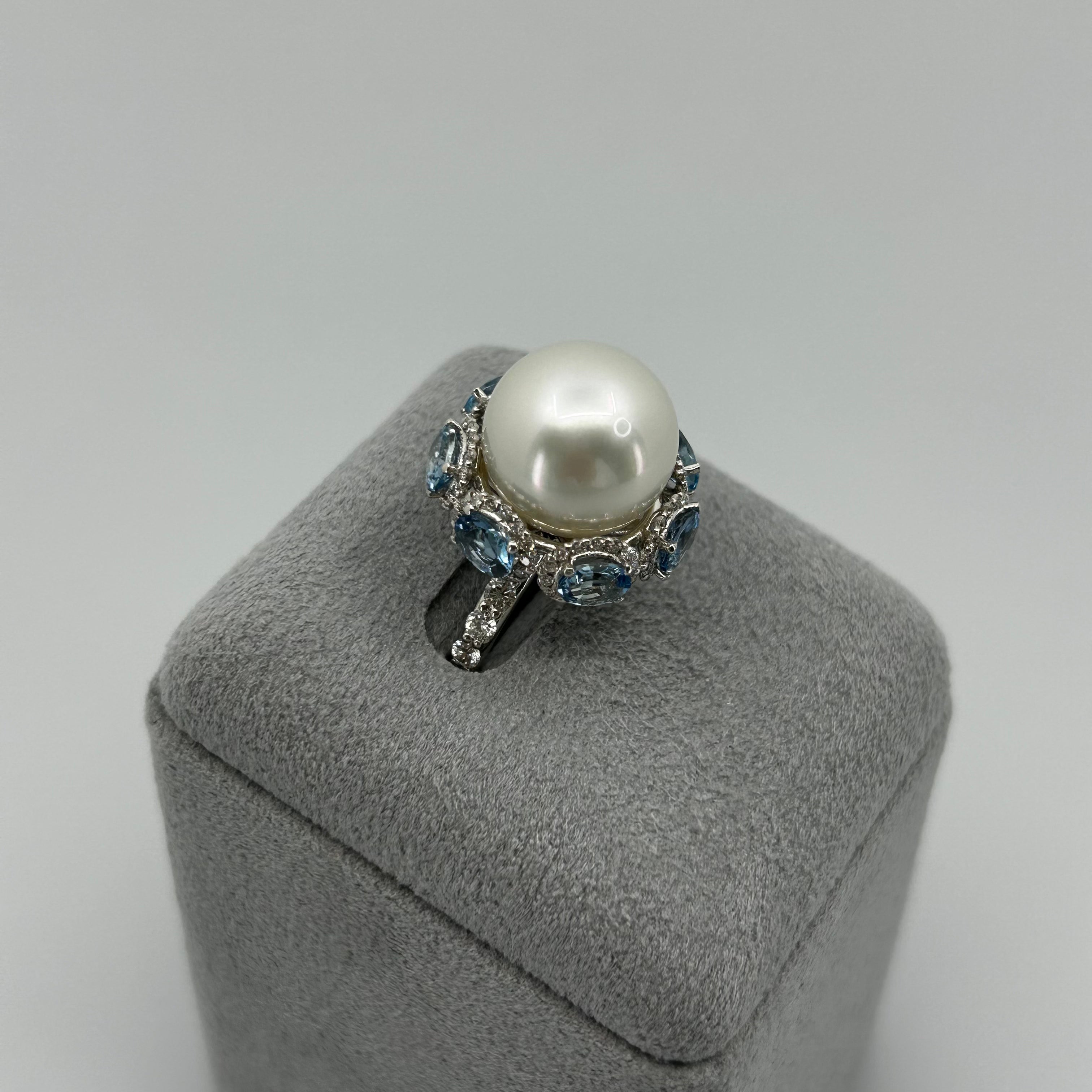 ［水色の蕾］リング 南洋真珠13mm