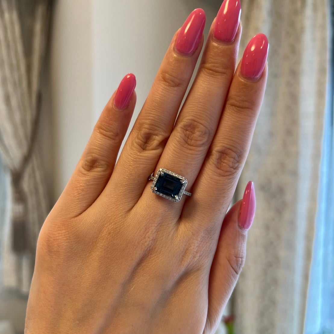 ［マドンナ］リング ロンドンブルートパーズ