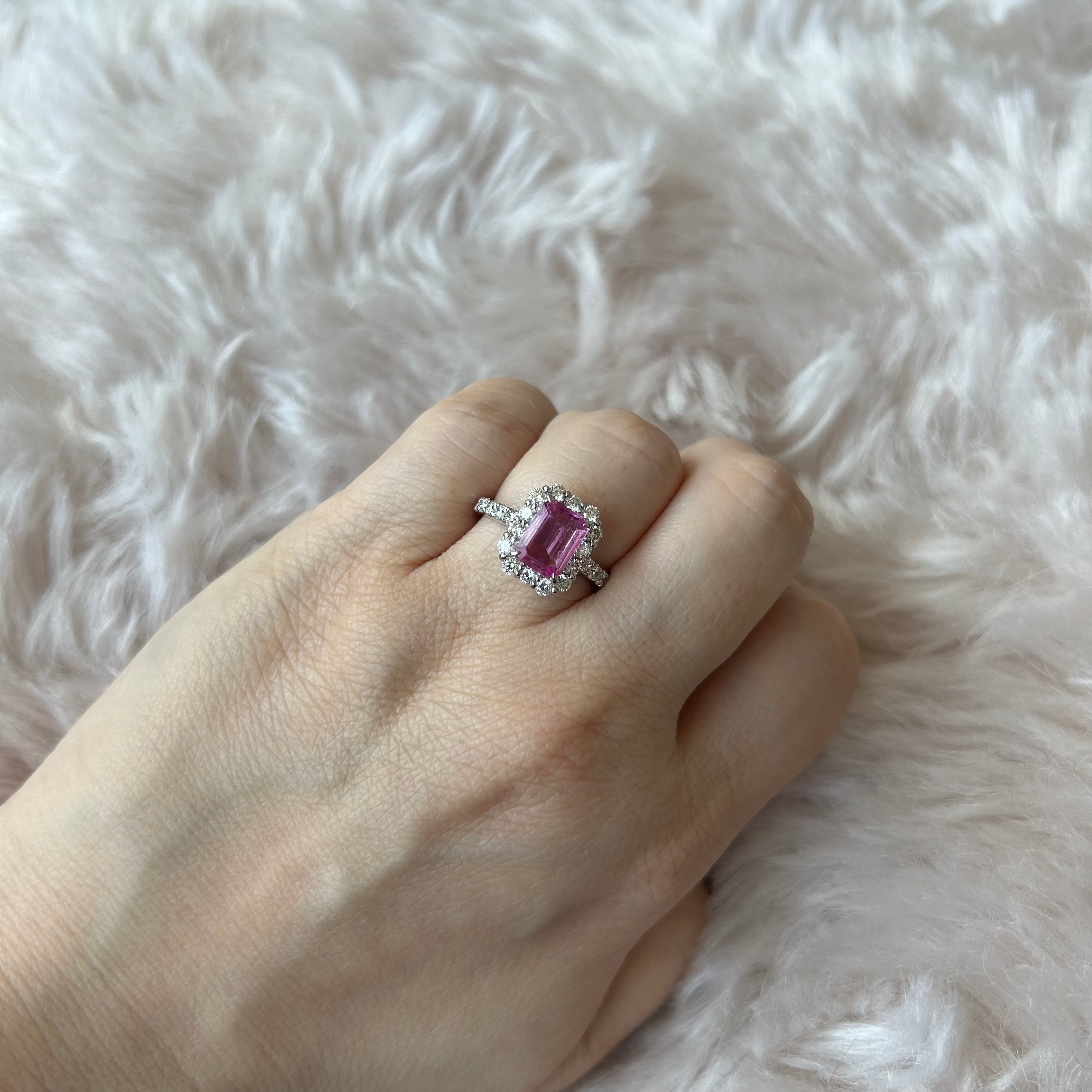 138-ピンクサファイアリング1 中石1.6ct前後 リング BK PT〜ピンク濃い色｜AYAKO SAKURAI（櫻井 彩子（サクライ アヤコ））公式通販サイト