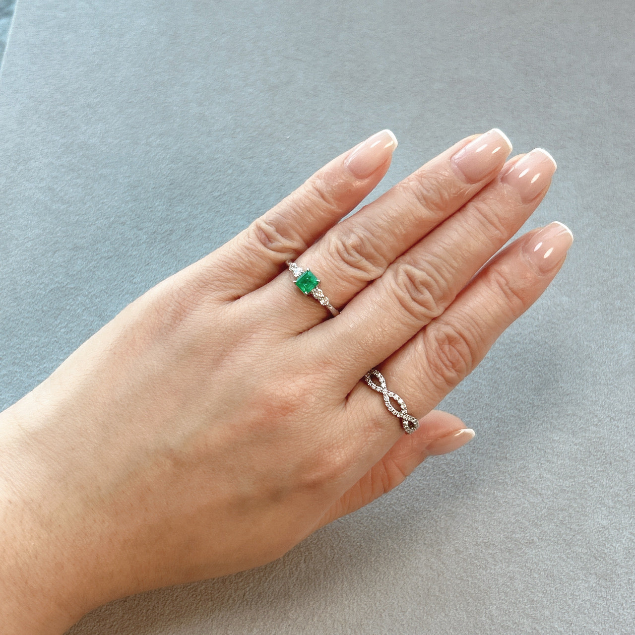 39［一点物］リング エメラルド 0.38ct SQ PT