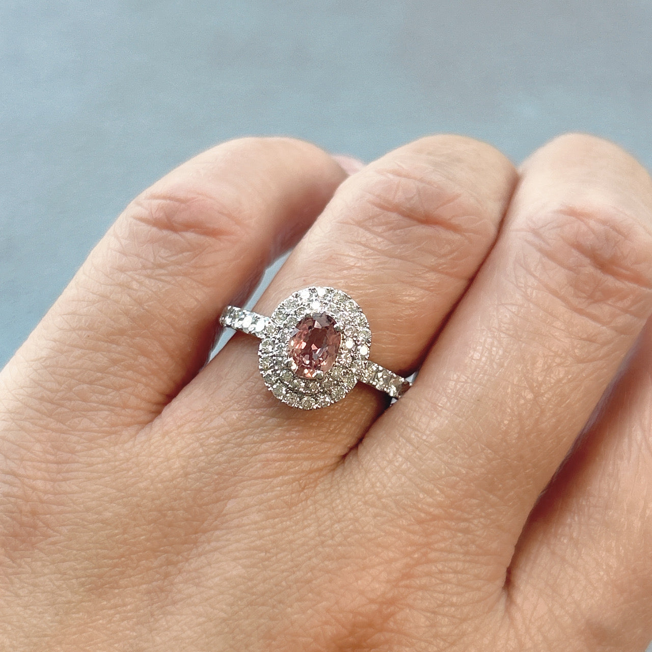 129［一点物］リング ノーヒート パパラチアサファイア 0.65ct OV PT