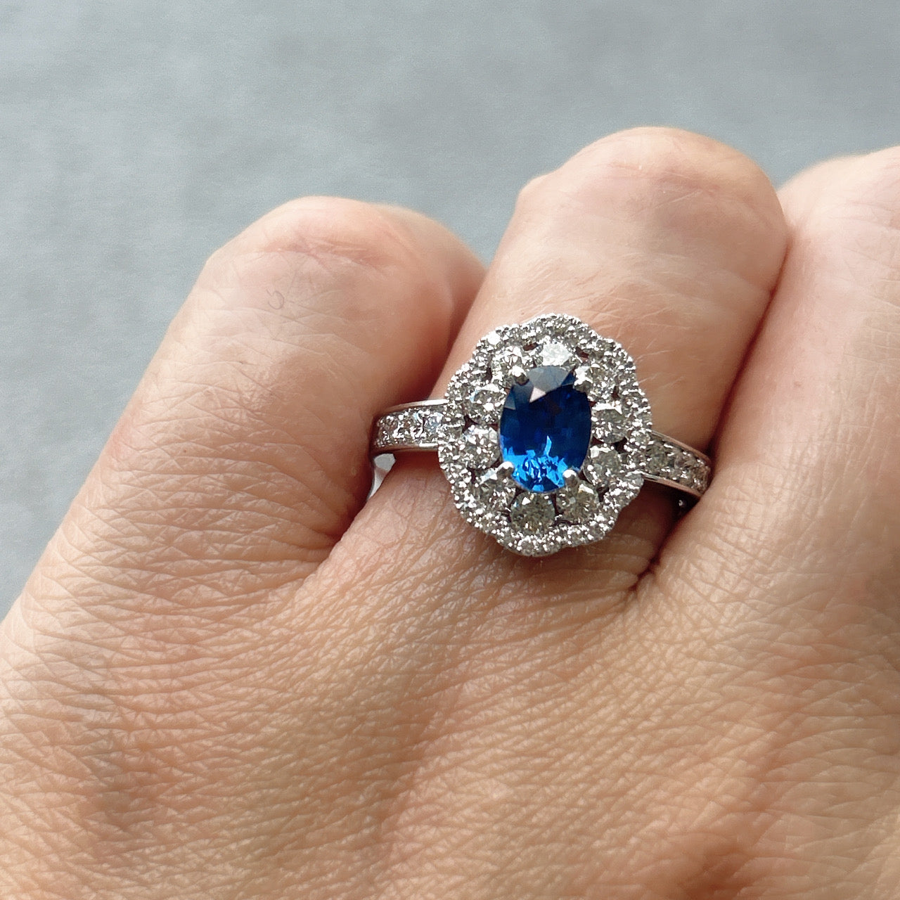 ［一点物/ラナンキュラス］リング コーンフラワーブルーサフィア 1ct OV PT