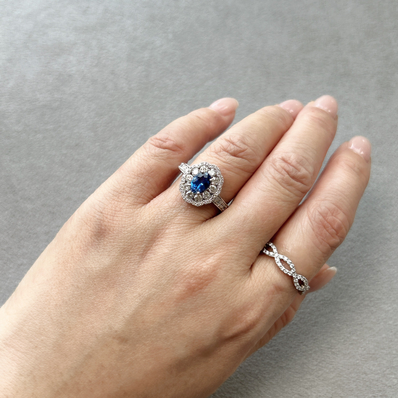 ［一点物/ラナンキュラス］リング コーンフラワーブルーサフィア 1ct OV PT