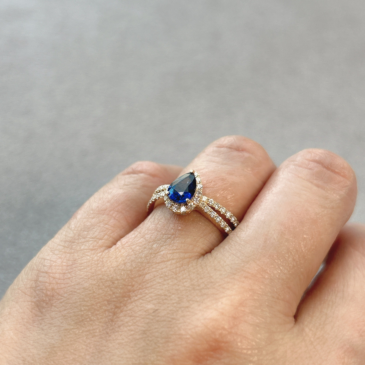 118［一点物］リング ロイヤルブルーサファイア 0.9ct PS K18YG