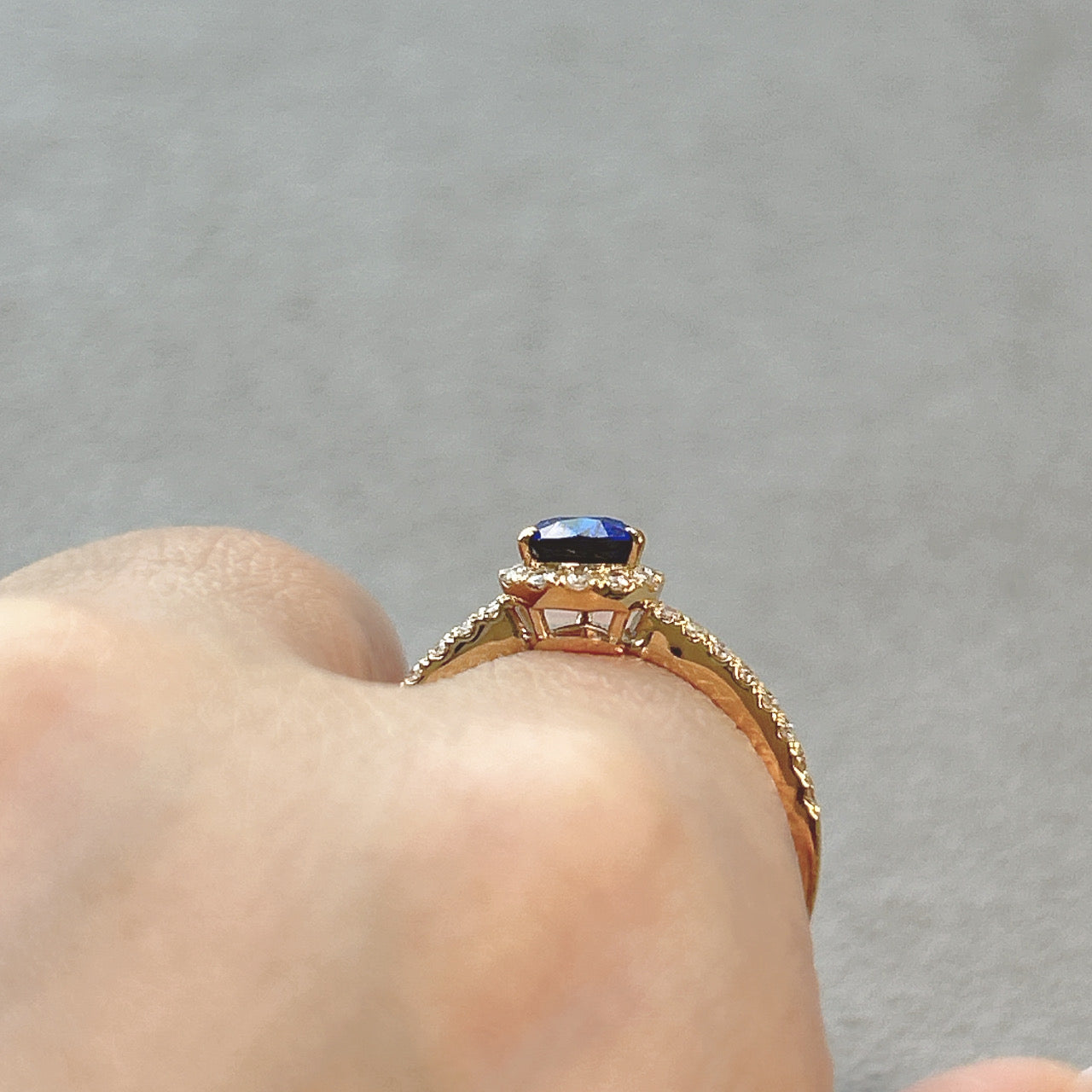 118［一点物］リング ロイヤルブルーサファイア 0.9ct PS K18YG