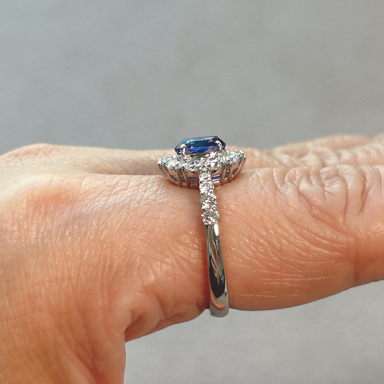 113［一点物/芍薬の夏休み］リング ロイヤルブルーサファイア 1ct OV PT