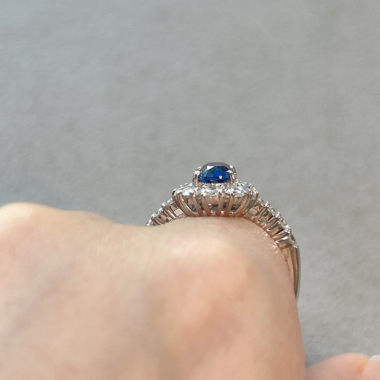 113［一点物/芍薬の夏休み］リング ロイヤルブルーサファイア 1ct OV PT