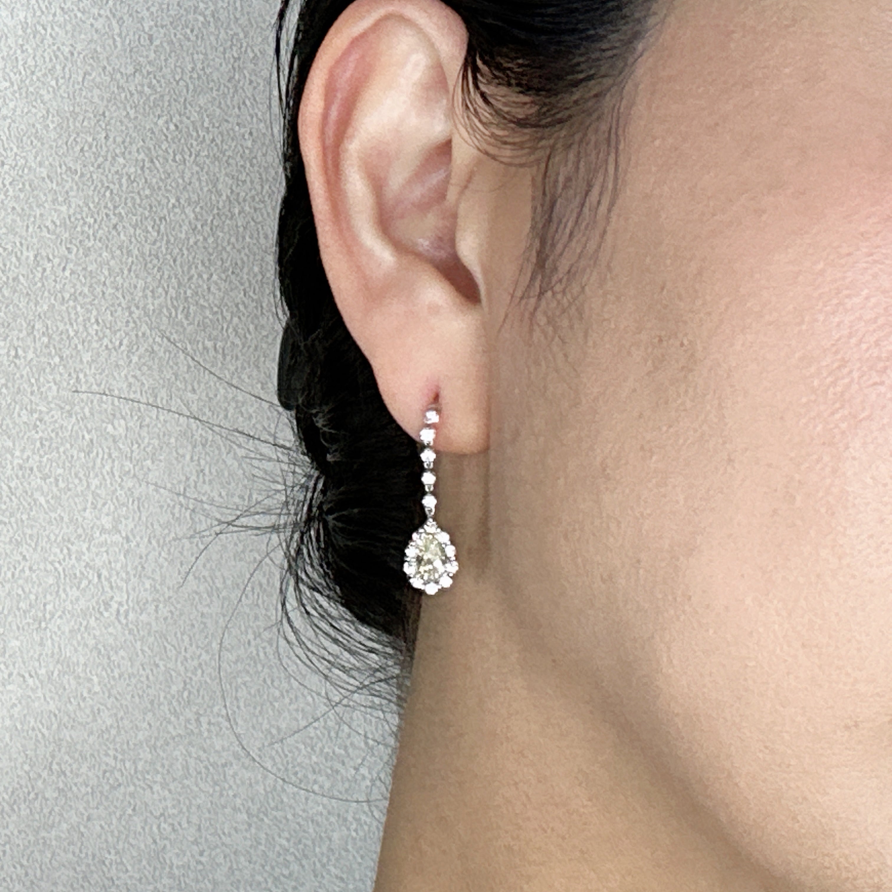 422［一点物］揺れるピアス ダイヤ 0.5ct前後×2 PS PT